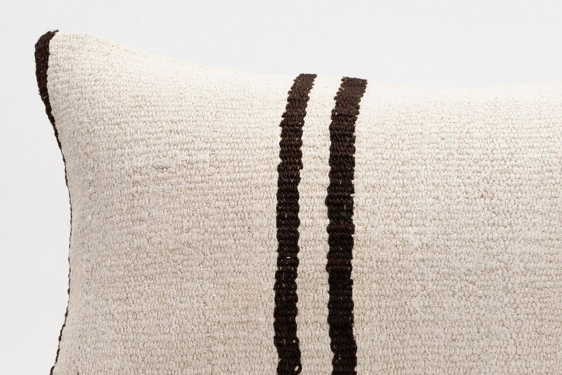 12x20 inches (30x50 cm) Kilim Pillow | KILIM WHOLESALE - Vintage Handmade Pillows - Vintage Handmade Kilim Rugs - It is 100% wool. Artistic and historical rugs. Old handwoven rugs. - Online hand woven rugs and kilim cushions sales. Shipping to a