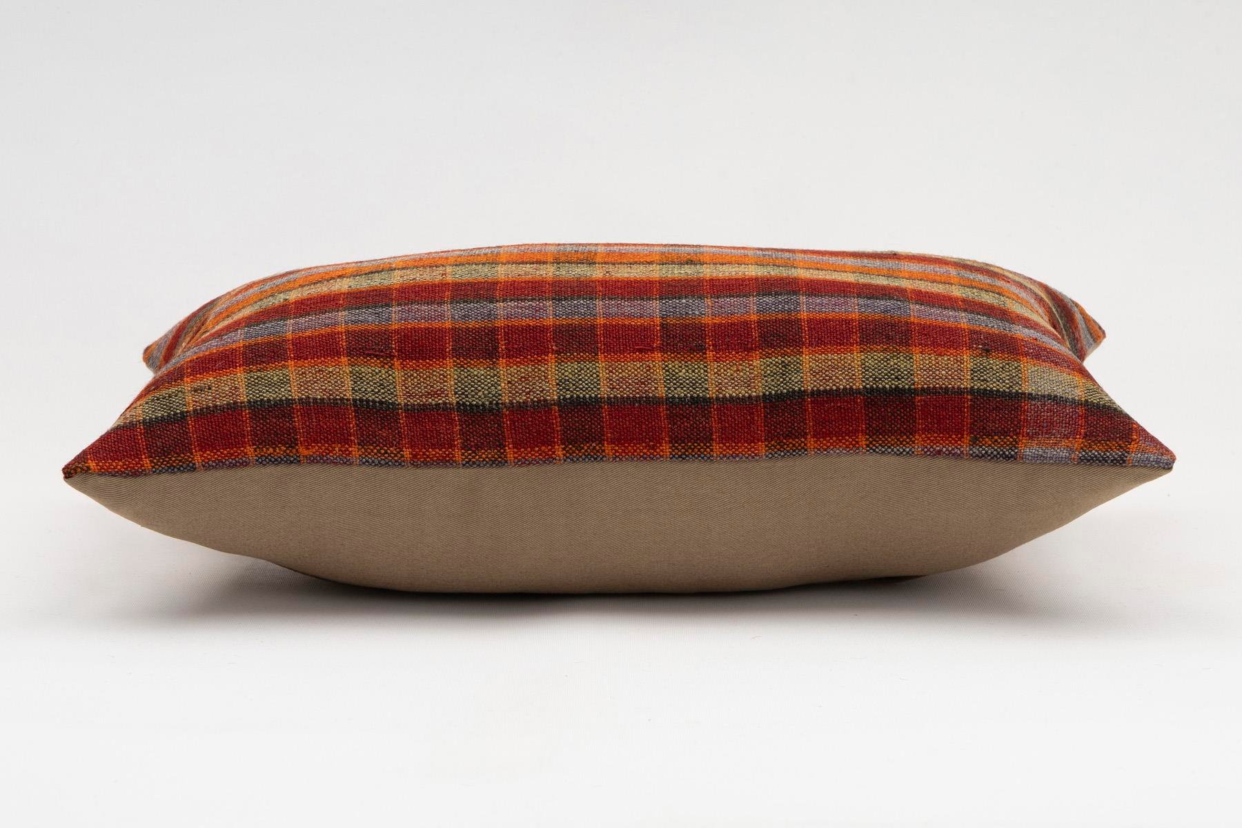 12x20 inches (30x50 cm) Kilim Pillow | KILIM WHOLESALE - Vintage Handmade Pillows - Vintage Handmade Kilim Rugs - It is 100% wool. Artistic and historical rugs. Old handwoven rugs. - Online hand woven rugs and kilim cushions sales. Shipping to a