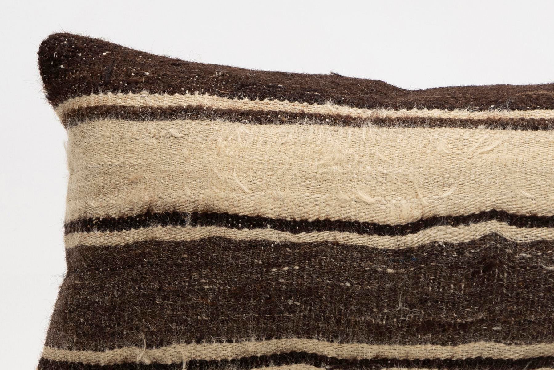 12x20 inches (30x50 cm) Kilim Pillow | KILIM WHOLESALE - Vintage Handmade Pillows - Vintage Handmade Kilim Rugs - It is 100% wool. Artistic and historical rugs. Old handwoven rugs. - Online hand woven rugs and kilim cushions sales. Shipping to a