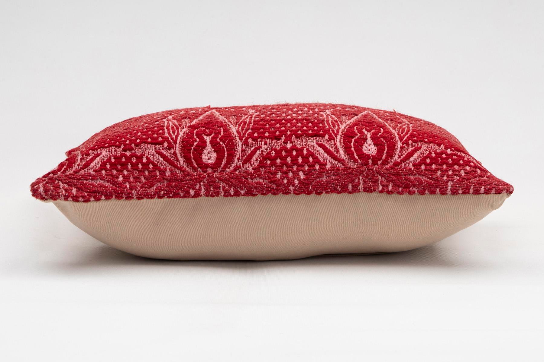 12x20 inches (30x50 cm) Kilim Pillow | KILIM WHOLESALE - Vintage Handmade Pillows - Vintage Handmade Kilim Rugs - It is 100% wool. Artistic and historical rugs. Old handwoven rugs. - Online hand woven rugs and kilim cushions sales. Shipping to a