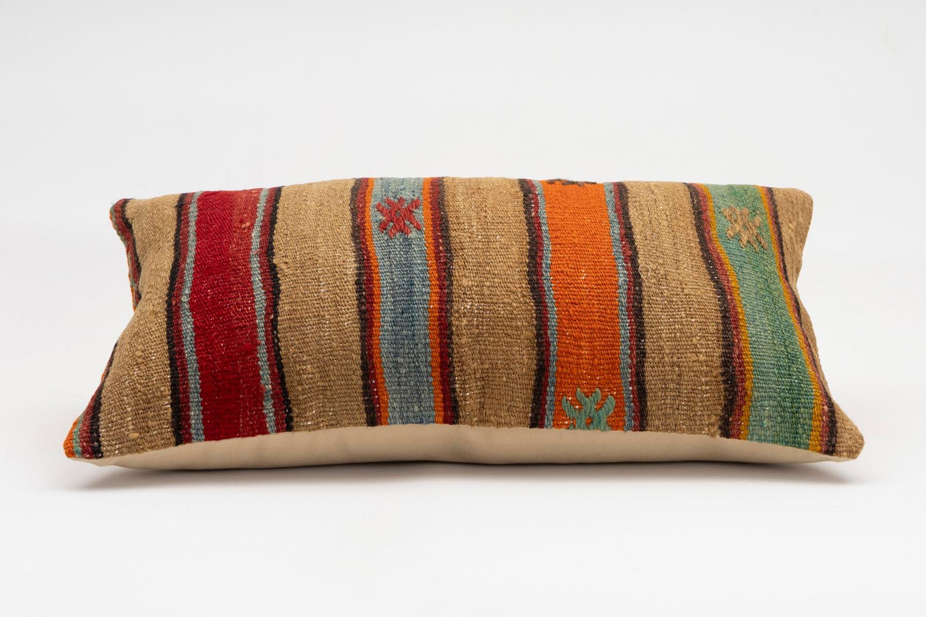 12x20 inches (30x50 cm) Kilim Pillow | KILIM WHOLESALE - Vintage Handmade Pillows - Vintage Handmade Kilim Rugs - It is 100% wool. Artistic and historical rugs. Old handwoven rugs. - Online hand woven rugs and kilim cushions sales. Shipping to a