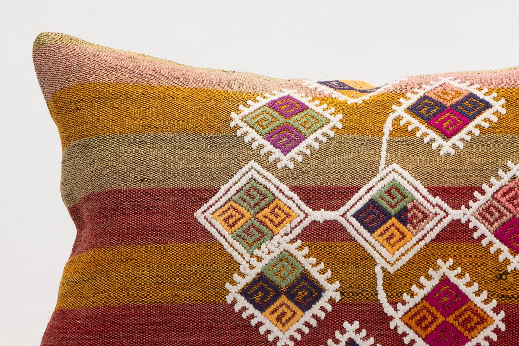 12x20 inches (30x50 cm) Kilim Pillow | KILIM WHOLESALE - Vintage Handmade Pillows - Vintage Handmade Kilim Rugs - It is 100% wool. Artistic and historical rugs. Old handwoven rugs. - Online hand woven rugs and kilim cushions sales. Shipping to a