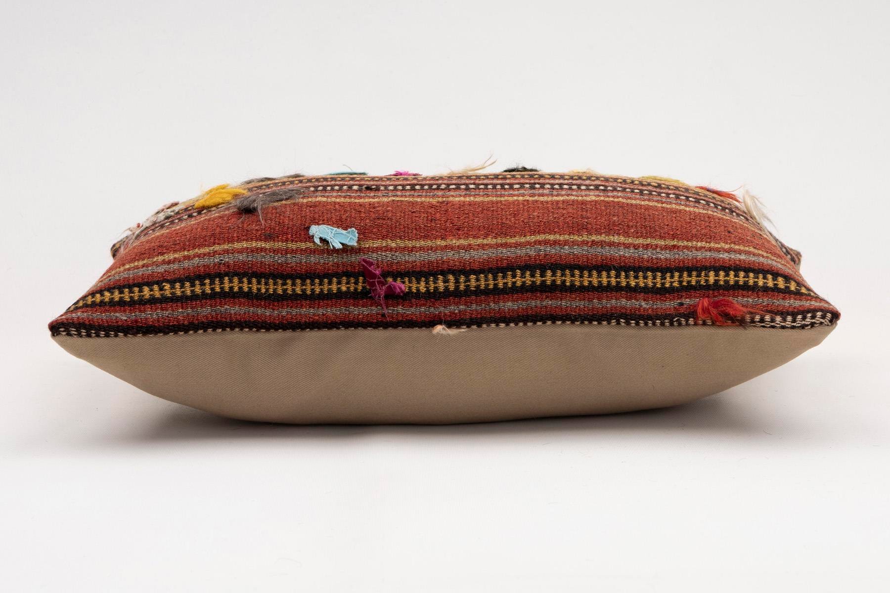 12x20 inches (30x50 cm) Kilim Pillow | KILIM WHOLESALE - Vintage Handmade Pillows - Vintage Handmade Kilim Rugs - It is 100% wool. Artistic and historical rugs. Old handwoven rugs. - Online hand woven rugs and kilim cushions sales. Shipping to a