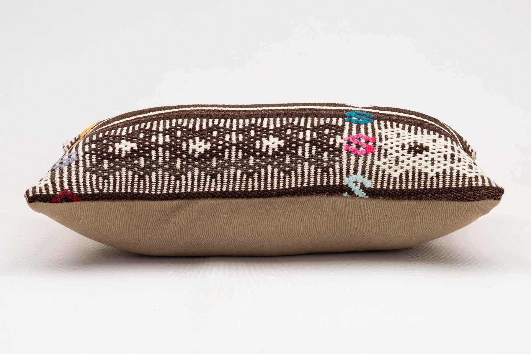12x20 inches (30x50 cm) Kilim Pillow | KILIM WHOLESALE - Vintage Handmade Pillows - Vintage Handmade Kilim Rugs - It is 100% wool. Artistic and historical rugs. Old handwoven rugs. - Online hand woven rugs and kilim cushions sales. Shipping to a