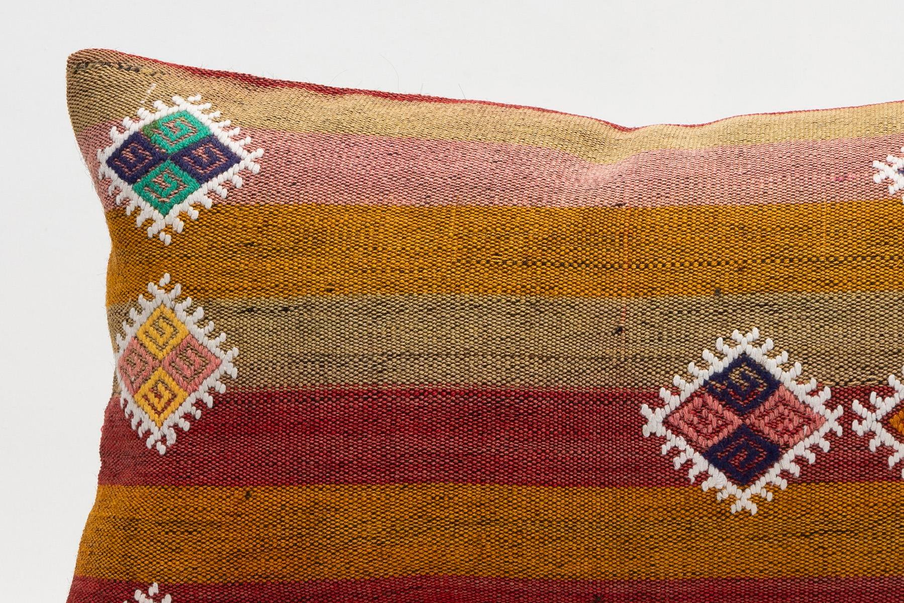 12x20 inches (30x50 cm) Kilim Pillow | KILIM WHOLESALE - Vintage Handmade Pillows - Vintage Handmade Kilim Rugs - It is 100% wool. Artistic and historical rugs. Old handwoven rugs. - Online hand woven rugs and kilim cushions sales. Shipping to a