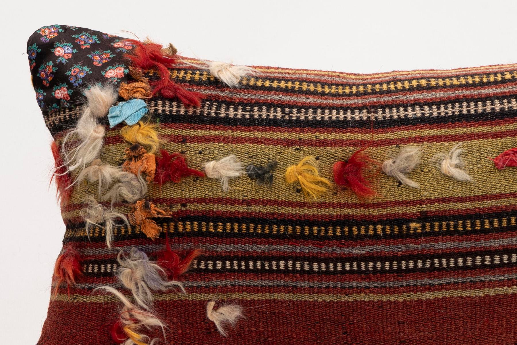 12x20 inches (30x50 cm) Kilim Pillow | KILIM WHOLESALE - Vintage Handmade Pillows - Vintage Handmade Kilim Rugs - It is 100% wool. Artistic and historical rugs. Old handwoven rugs. - Online hand woven rugs and kilim cushions sales. Shipping to a