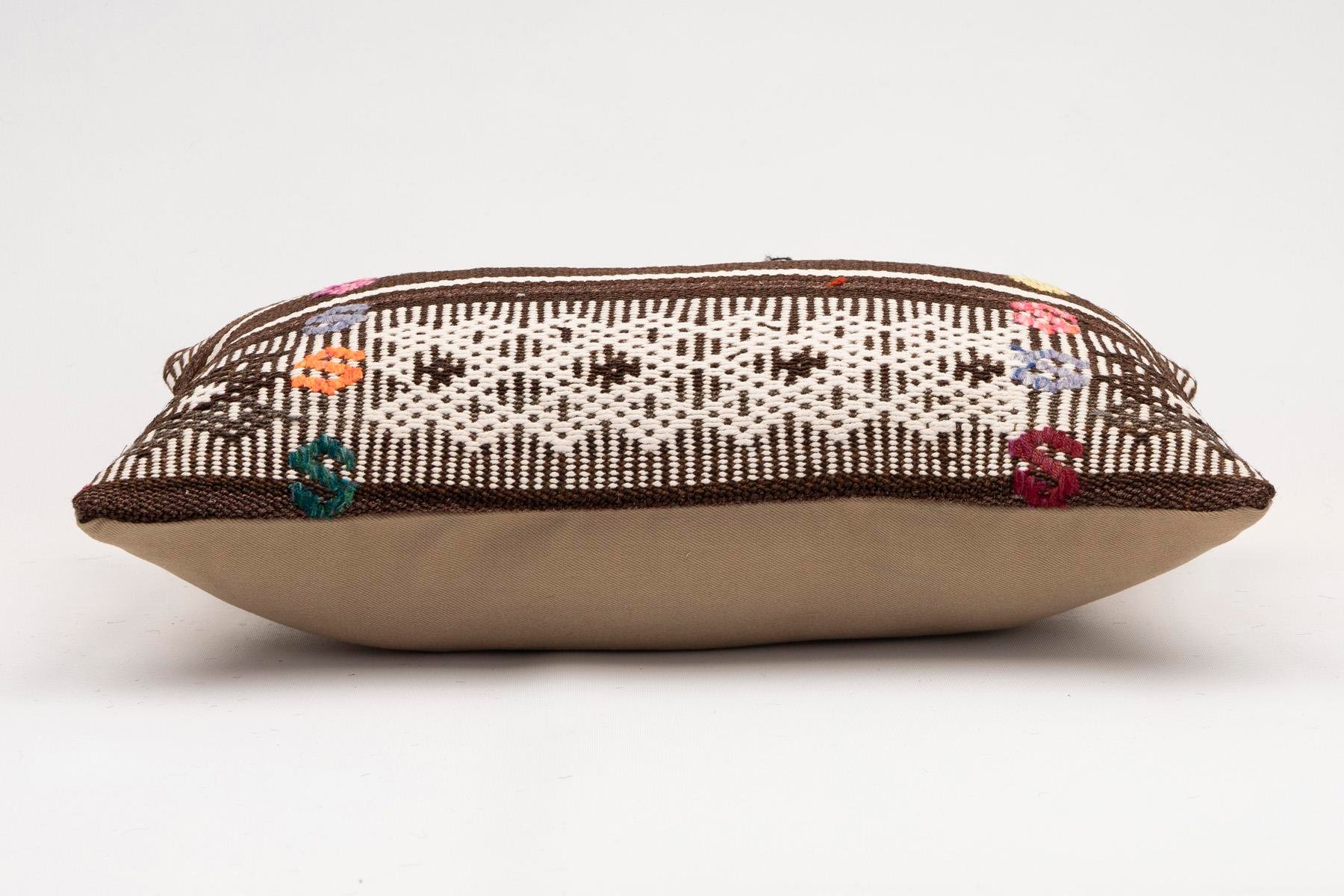 12x20 inches (30x50 cm) Kilim Pillow | KILIM WHOLESALE - Vintage Handmade Pillows - Vintage Handmade Kilim Rugs - It is 100% wool. Artistic and historical rugs. Old handwoven rugs. - Online hand woven rugs and kilim cushions sales. Shipping to a