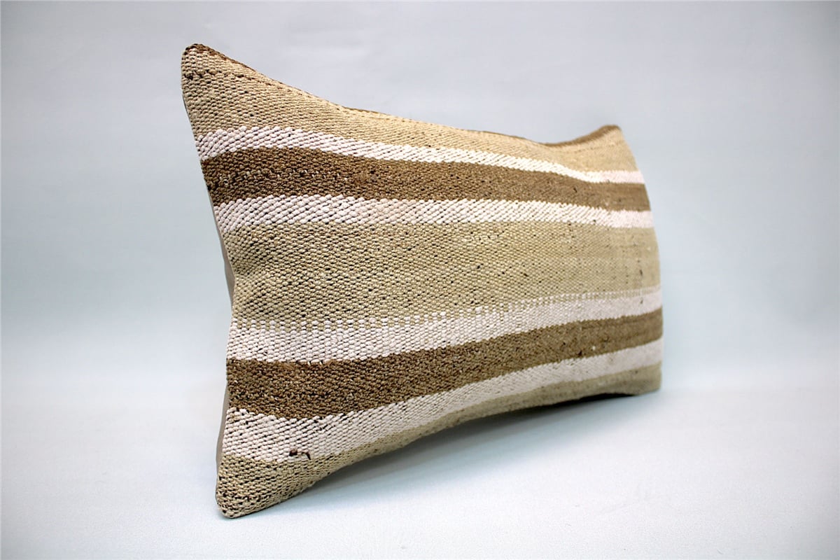 12x20 feet (30x50 cm) Kilim Pillow