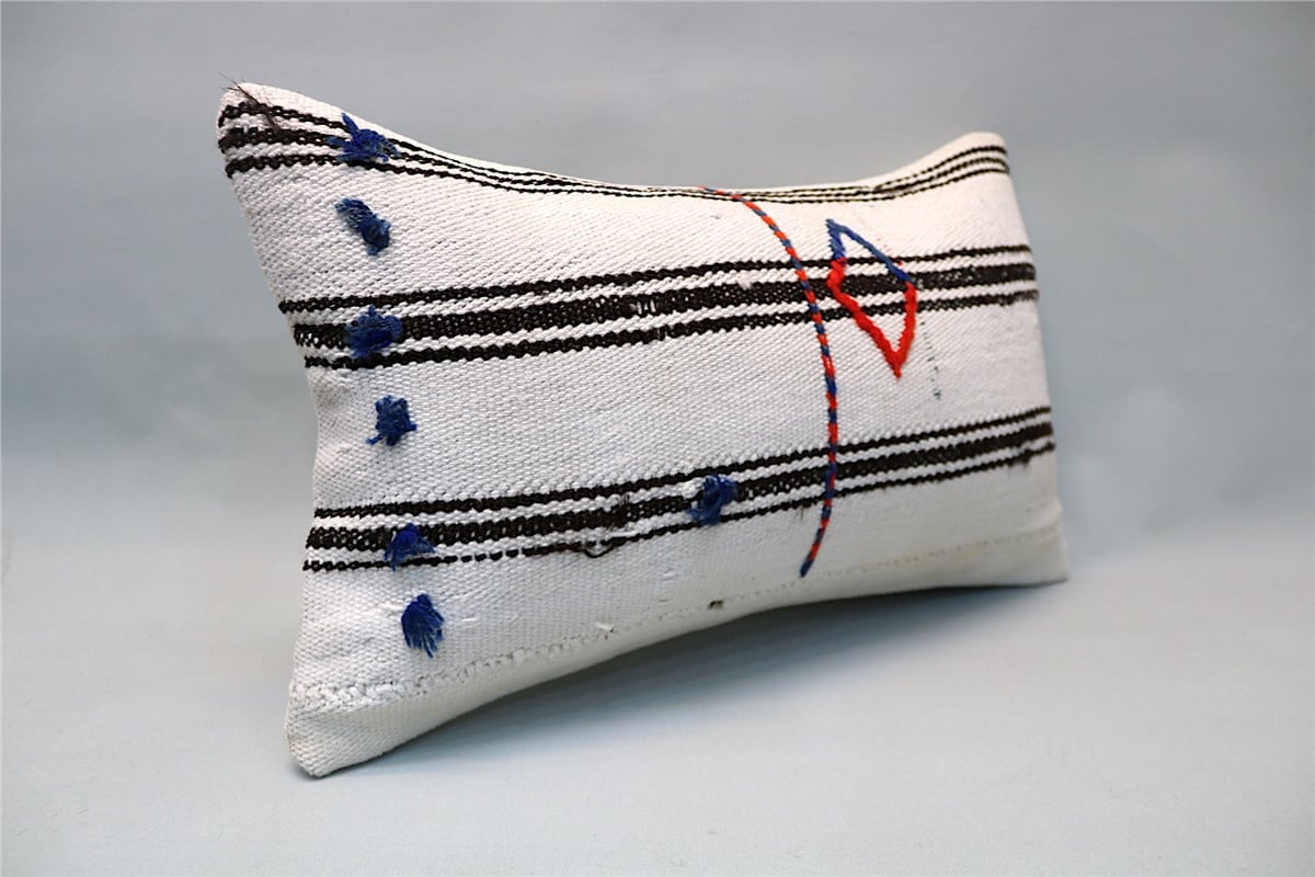 12x20 feet (30x50 cm) Kilim Pillow