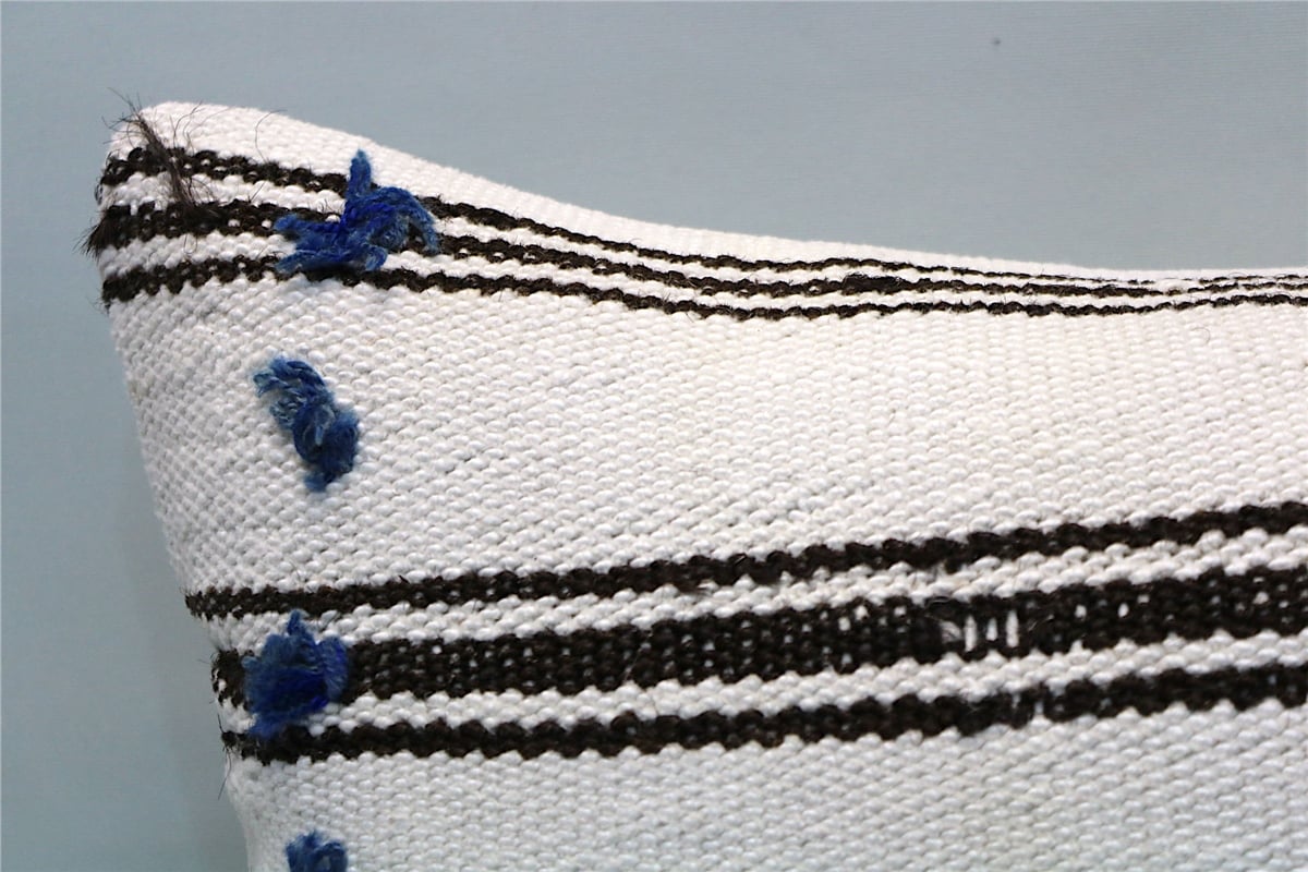 12x20 feet (30x50 cm) Kilim Pillow