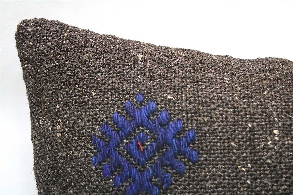 12x20 feet (30x50 cm) Kilim Pillow