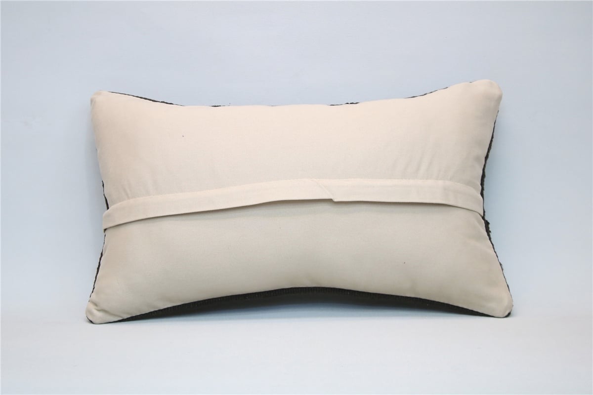 12x20 feet (30x50 cm) Kilim Pillow