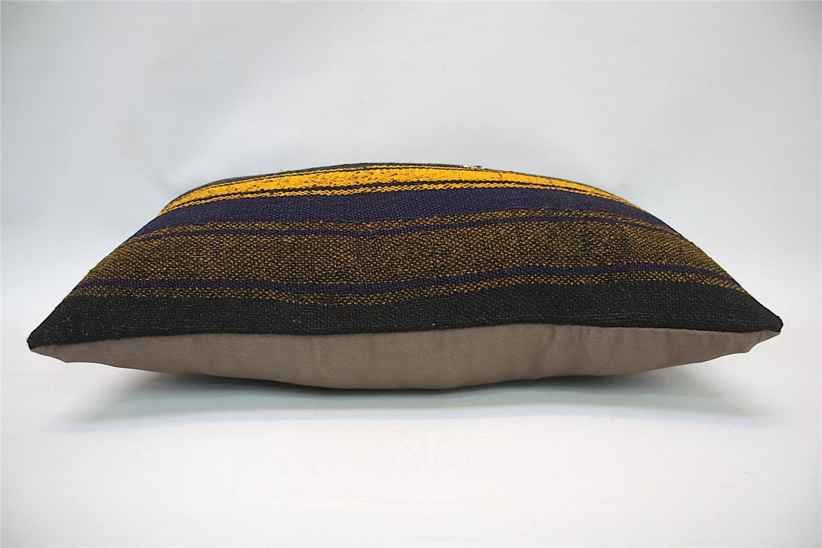 12x20 feet (30x50 cm) Kilim Pillow