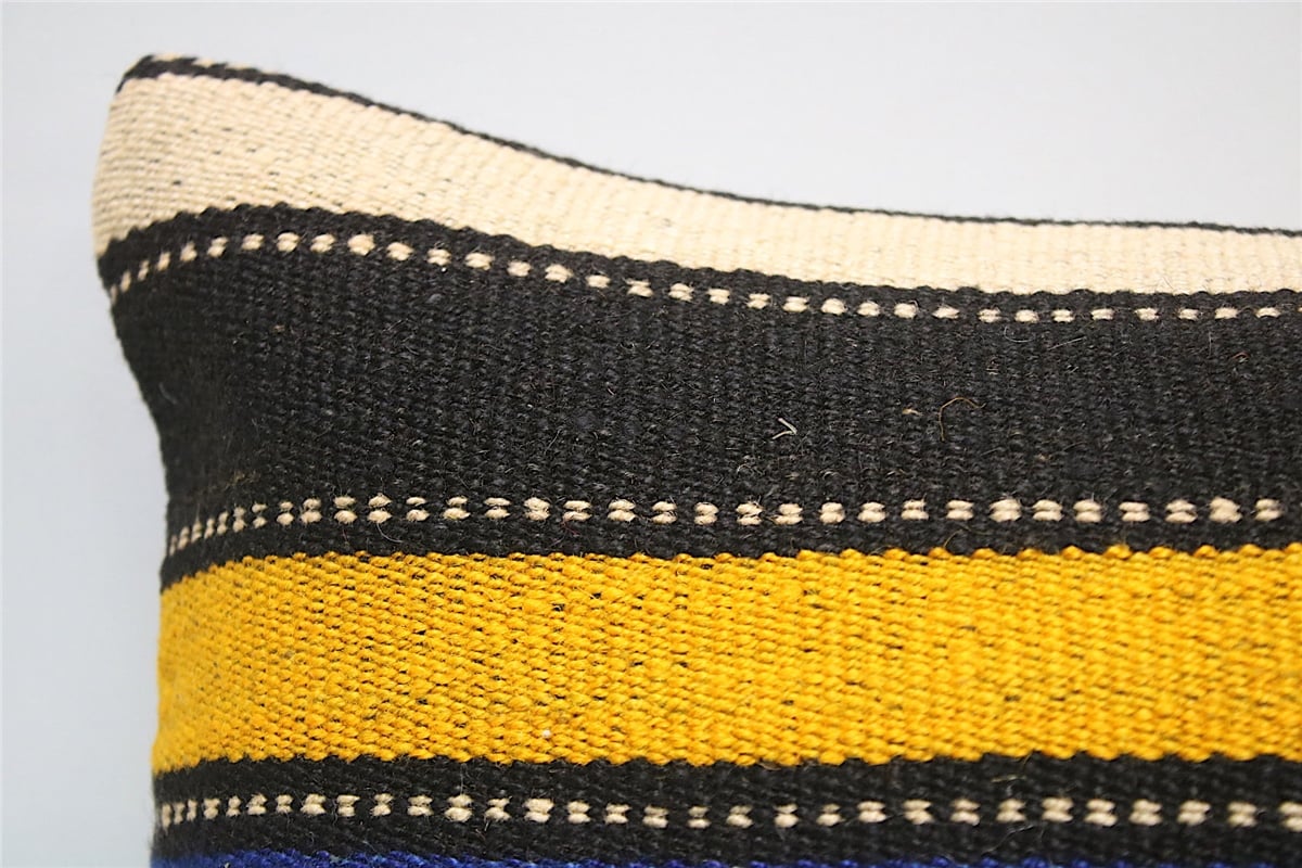 12x20 feet (30x50 cm) Kilim Pillow