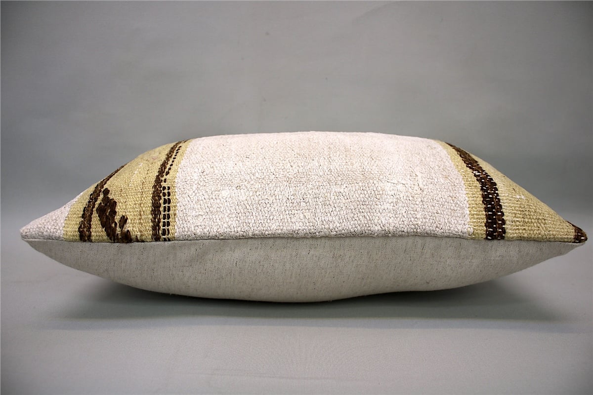 12x20 feet (30x50 cm) Kilim Pillow