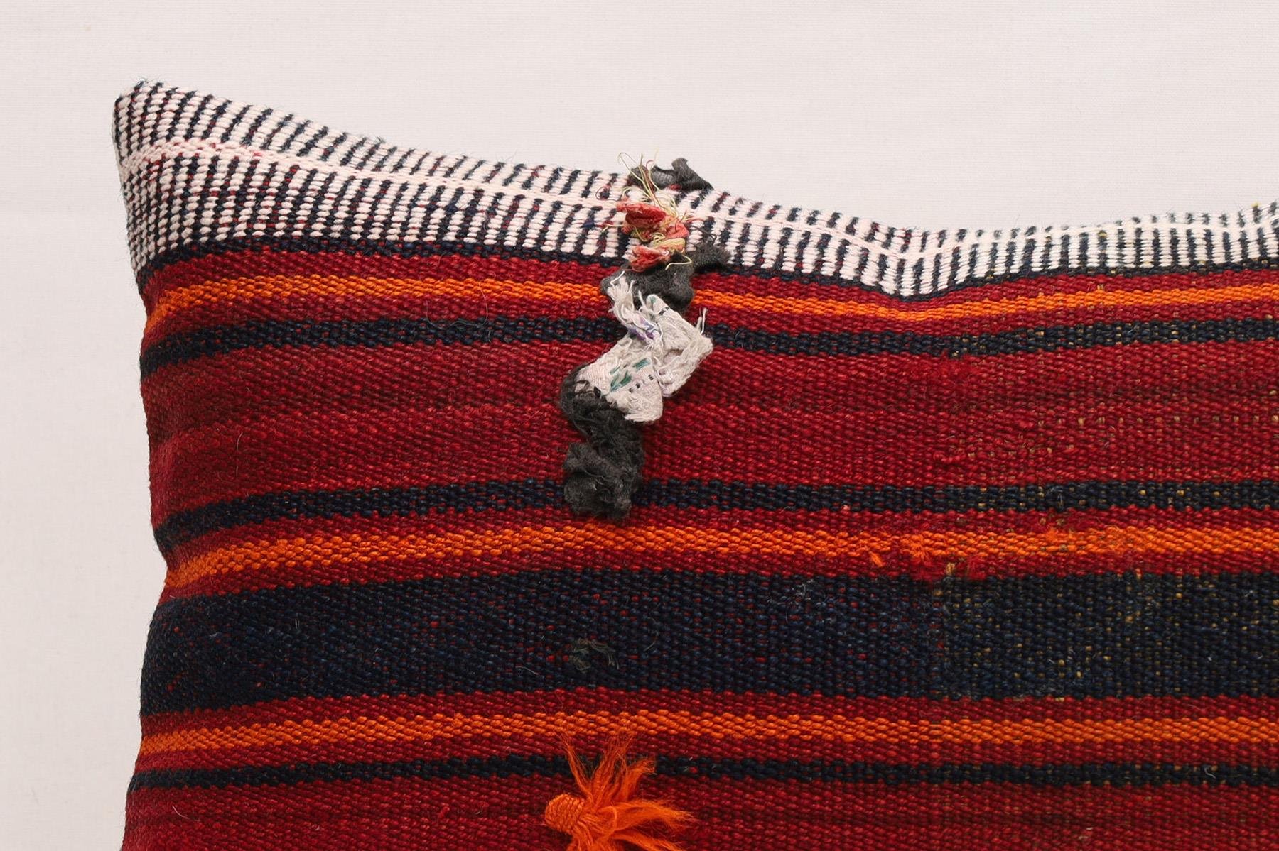 12''20'' (30x50 cm) Kilim Pillows - Vintage Handmade Kilim Pillows - Vintage Handmade Kilim Rugs - It is 100% wool. Artistic and historical rugs. Old handwoven rugs.