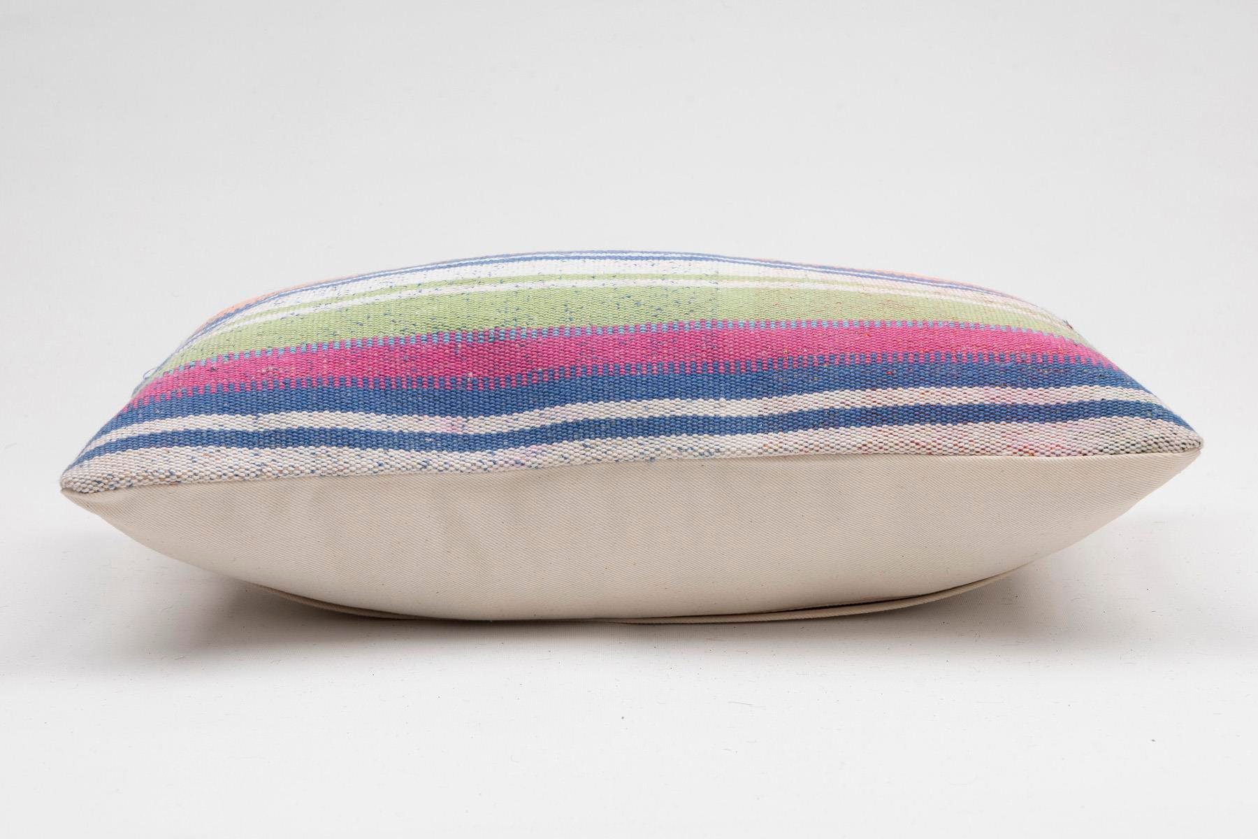 12''20'' (30x50 cm) Kilim Pillows - Vintage Handmade Kilim Pillows - Vintage Handmade Kilim Rugs - It is 100% wool. Artistic and historical rugs. Old handwoven rugs.