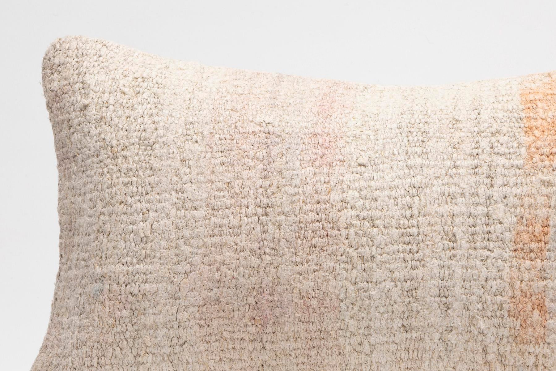 12''20'' (30x50 cm) Kilim Pillows - Vintage Handmade Kilim Pillows - Vintage Handmade Kilim Rugs - It is 100% wool. Artistic and historical rugs. Old handwoven rugs.