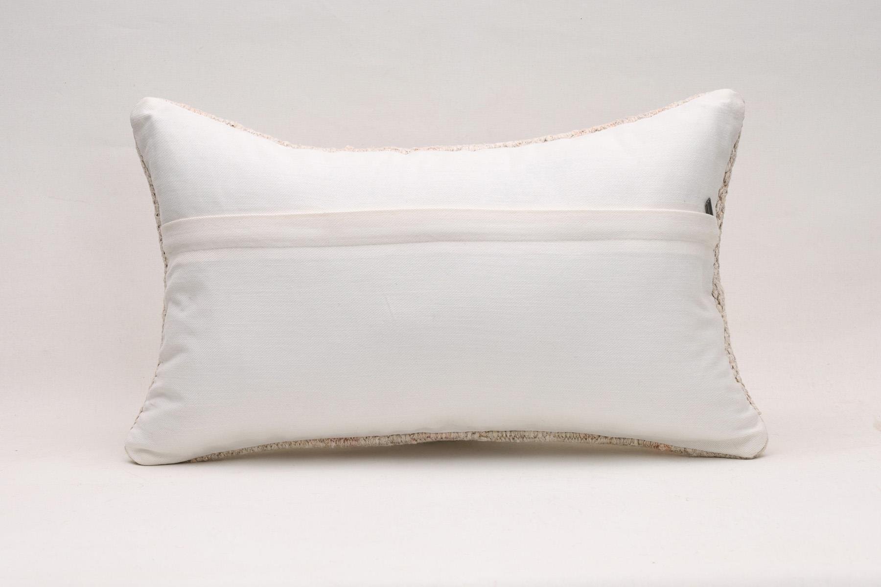 12''20'' (30x50 cm) Kilim Pillows - Vintage Handmade Kilim Pillows - Vintage Handmade Kilim Rugs - It is 100% wool. Artistic and historical rugs. Old handwoven rugs.