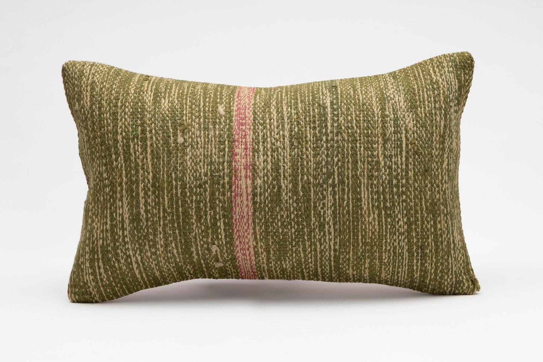 12''20'' (30x50 cm) Kilim Pillows - Vintage Handmade Kilim Pillows - Vintage Handmade Kilim Rugs - It is 100% wool. Artistic and historical rugs. Old handwoven rugs.