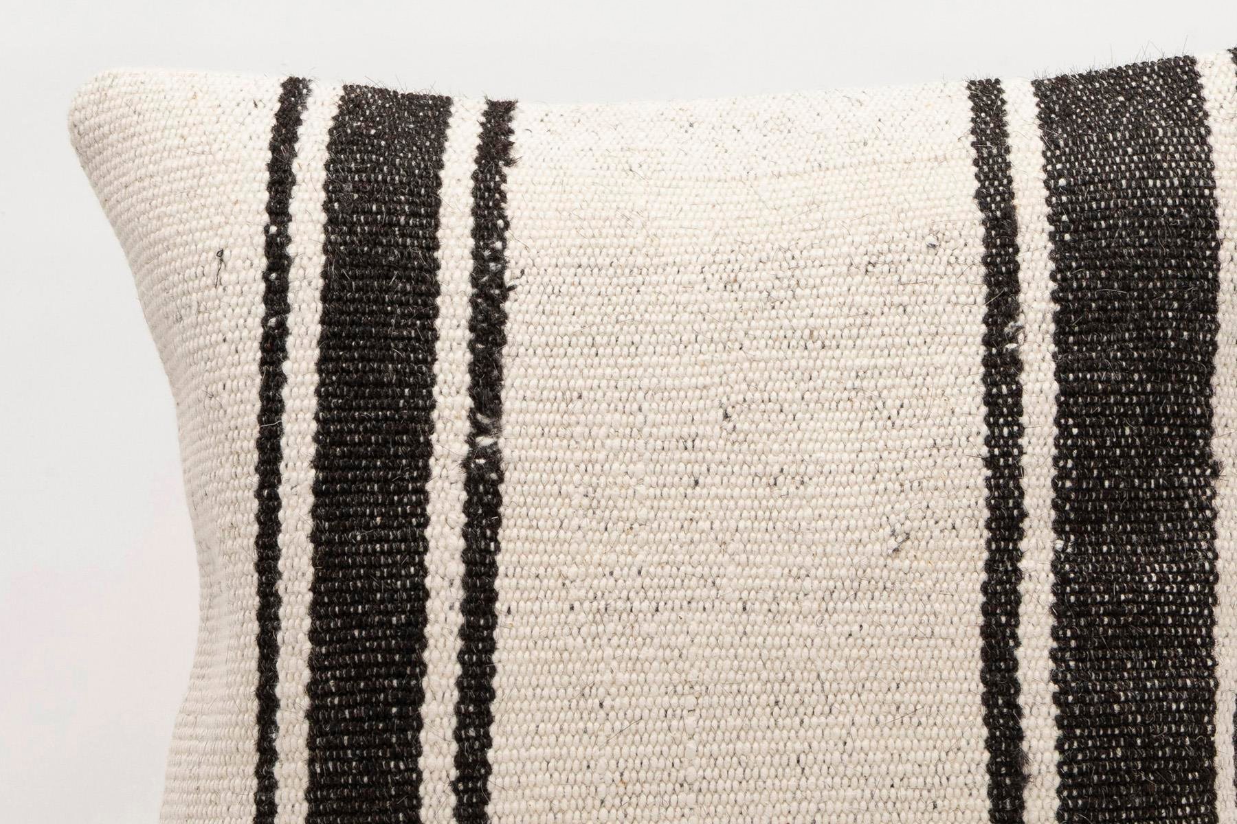 16x16 inches (40x40 cm) Kilim Pillow | KILIM WHOLESALE - Vintage Handmade Pillows - Vintage Handmade Kilim Rugs - It is 100% wool. Artistic and historical rugs. Old handwoven rugs. - Online hand woven rugs and kilim cushions sales. Shipping to a