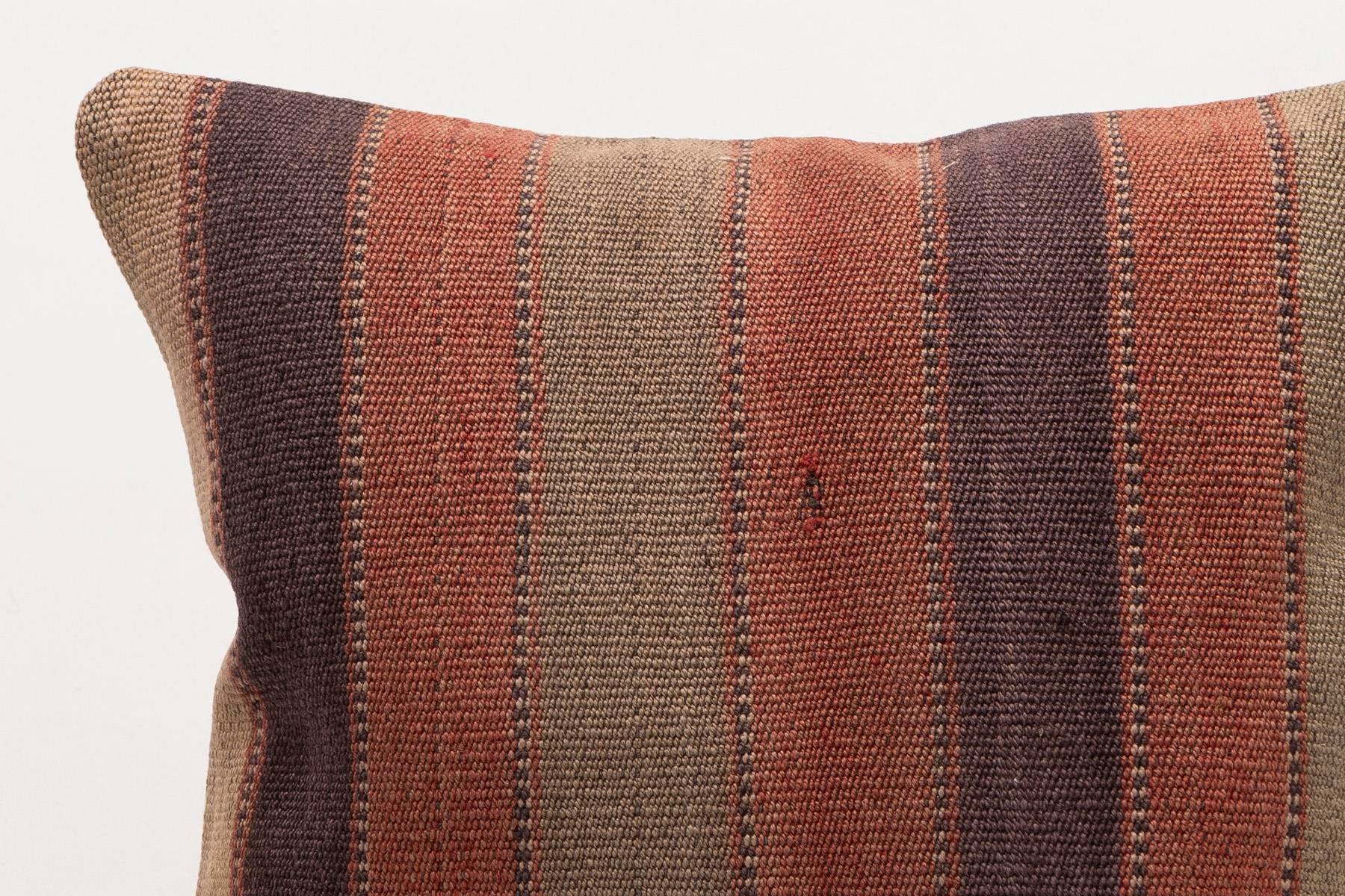 16x16 inches (40x40 cm) Kilim Pillow | KILIM WHOLESALE - Vintage Handmade Pillows - Vintage Handmade Kilim Rugs - It is 100% wool. Artistic and historical rugs. Old handwoven rugs. - Online hand woven rugs and kilim cushions sales. Shipping to a