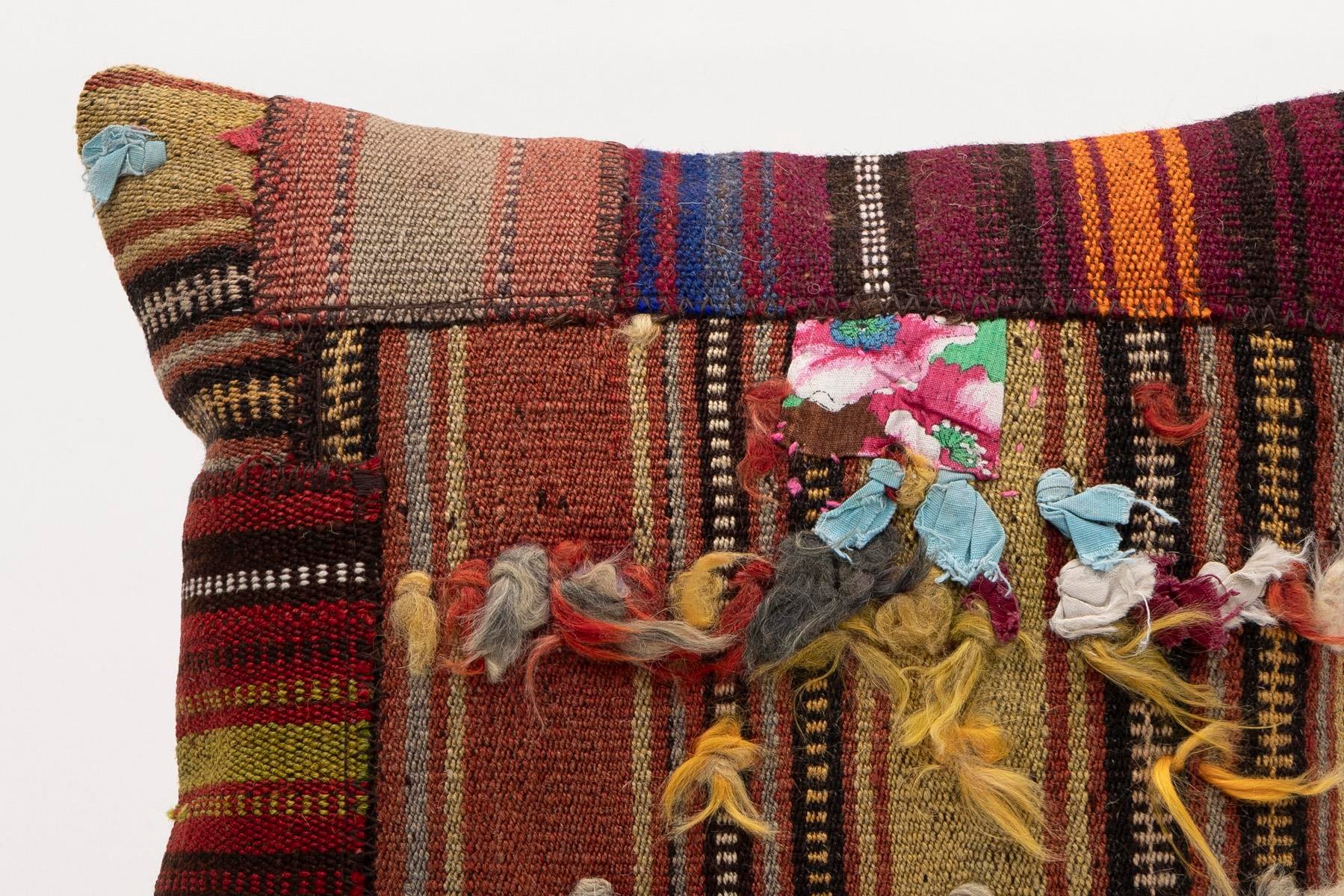 16x16 inches (40x40 cm) Kilim Pillow | KILIM WHOLESALE - Vintage Handmade Pillows - Vintage Handmade Kilim Rugs - It is 100% wool. Artistic and historical rugs. Old handwoven rugs. - Online hand woven rugs and kilim cushions sales. Shipping to a