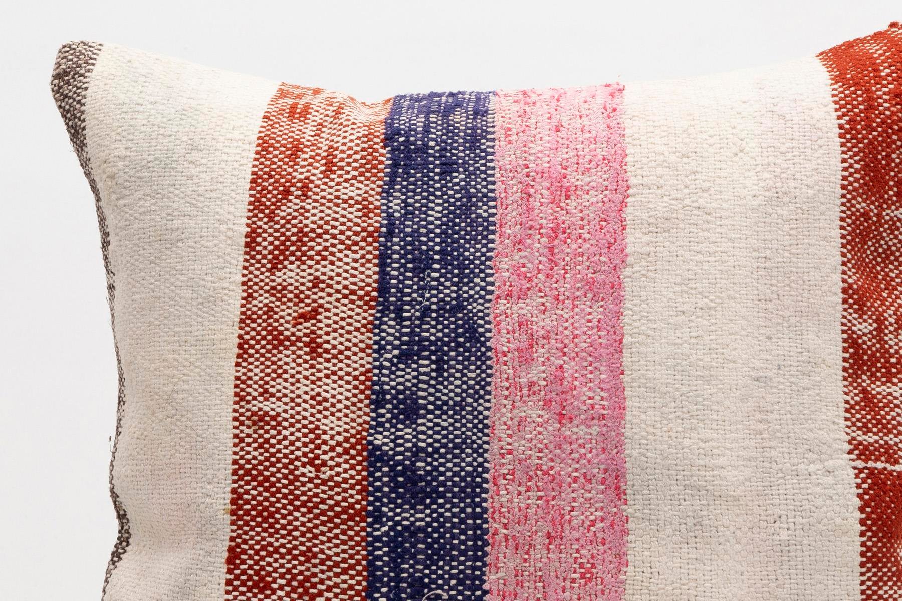 16x16 inches (40x40 cm) Kilim Pillow | KILIM WHOLESALE - Vintage Handmade Pillows - Vintage Handmade Kilim Rugs - It is 100% wool. Artistic and historical rugs. Old handwoven rugs. - Online hand woven rugs and kilim cushions sales. Shipping to a