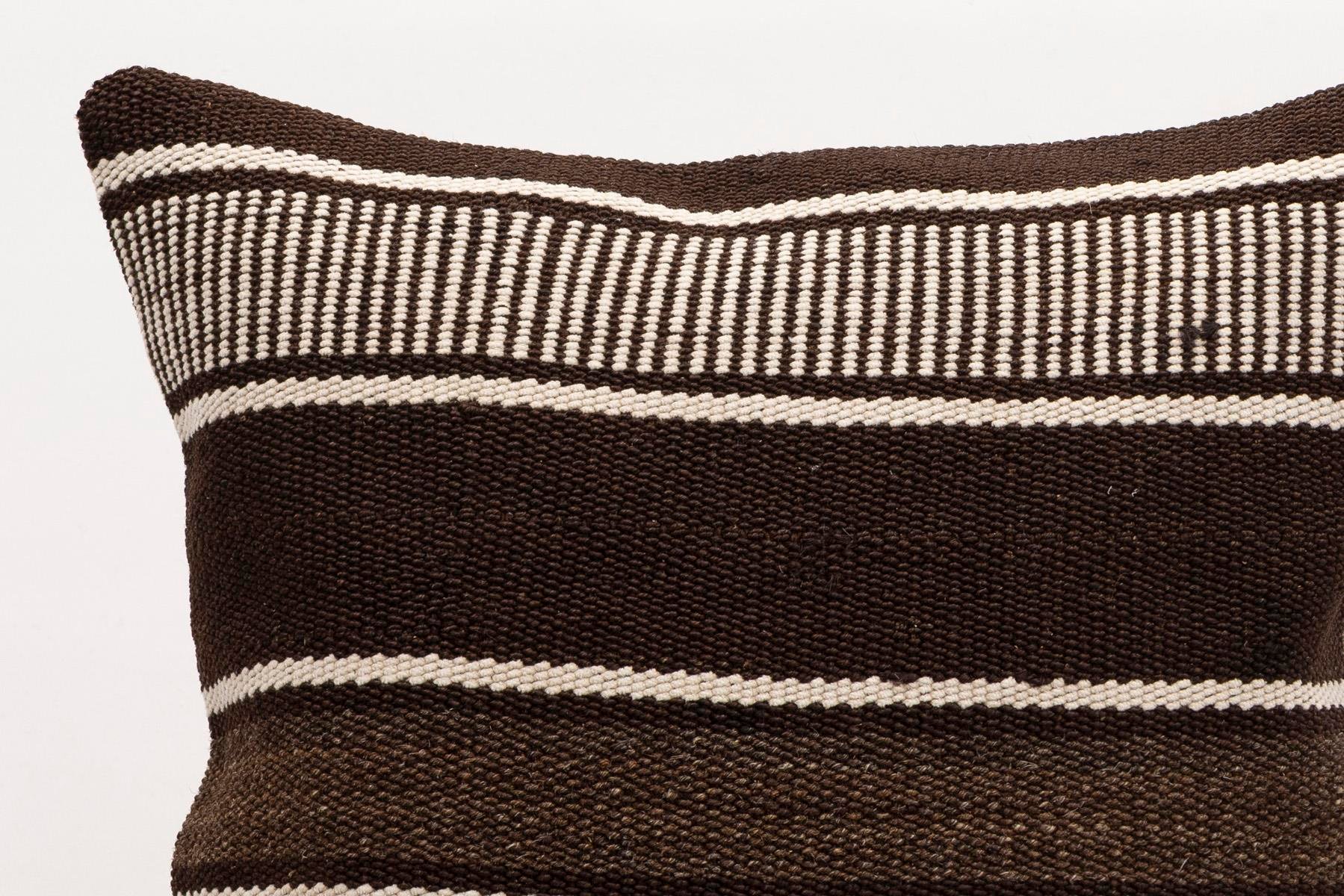 16x16 inches (40x40 cm) Kilim Pillow | KILIM WHOLESALE - Vintage Handmade Pillows - Vintage Handmade Kilim Rugs - It is 100% wool. Artistic and historical rugs. Old handwoven rugs. - Online hand woven rugs and kilim cushions sales. Shipping to a