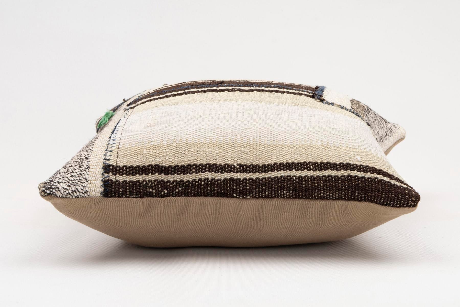 16x16 inches (40x40 cm) Kilim Pillow | KILIM WHOLESALE - Vintage Handmade Pillows - Vintage Handmade Kilim Rugs - It is 100% wool. Artistic and historical rugs. Old handwoven rugs. - Online hand woven rugs and kilim cushions sales. Shipping to a