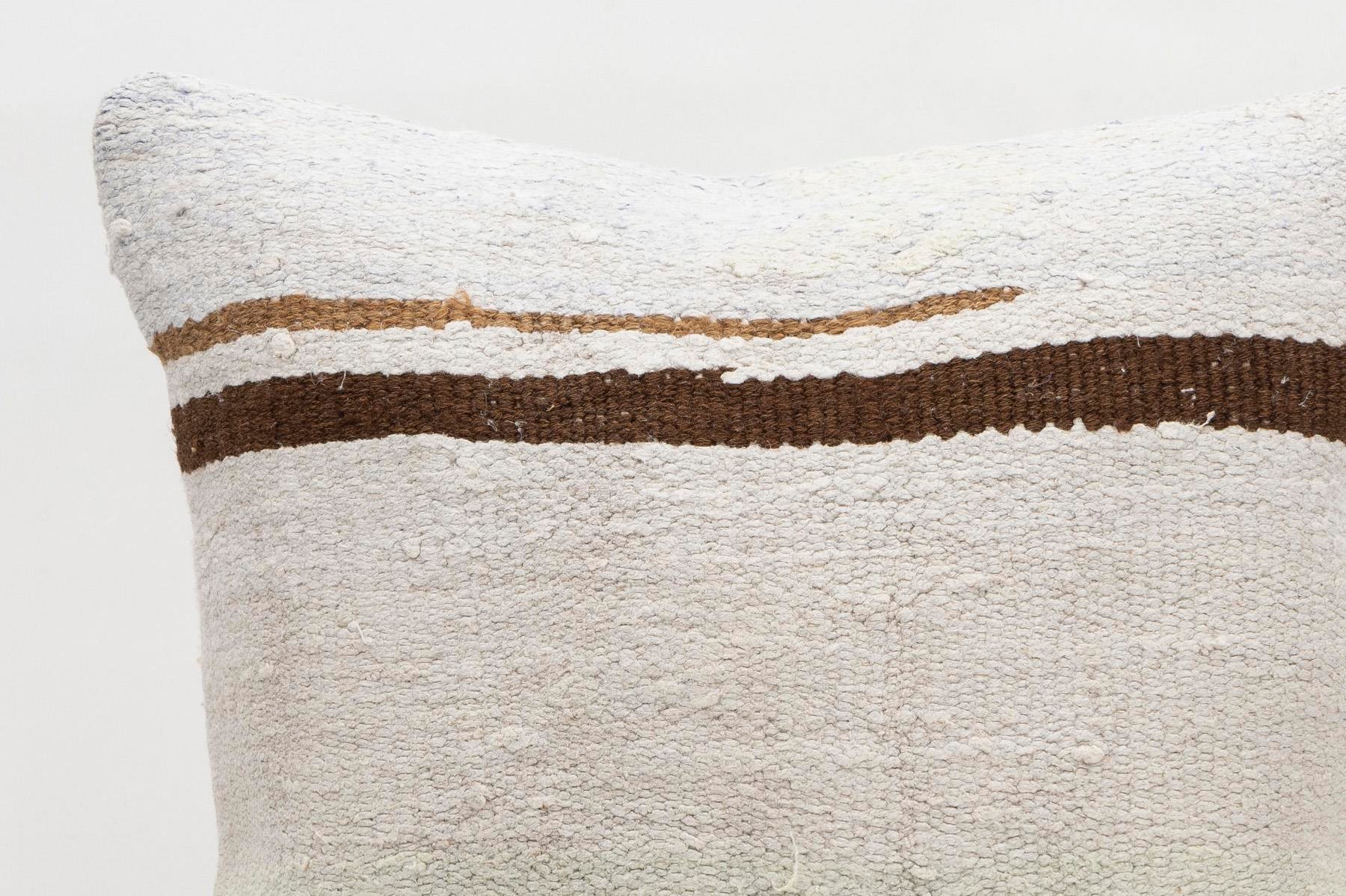 16x16 inches (40x40 cm) Kilim Pillow | KILIM WHOLESALE - Vintage Handmade Pillows - Vintage Handmade Kilim Rugs - It is 100% wool. Artistic and historical rugs. Old handwoven rugs. - Online hand woven rugs and kilim cushions sales. Shipping to a