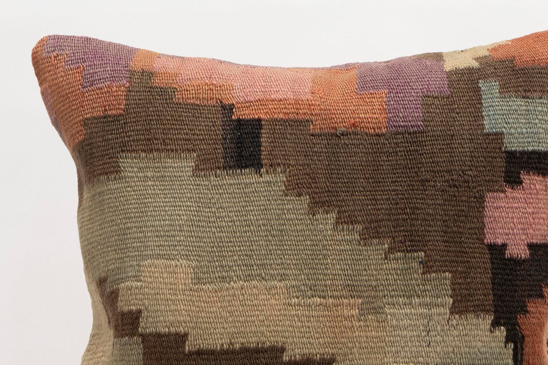 16x16 inches (40x40 cm) Kilim Pillow | KILIM WHOLESALE - Vintage Handmade Pillows - Vintage Handmade Kilim Rugs - It is 100% wool. Artistic and historical rugs. Old handwoven rugs. - Online hand woven rugs and kilim cushions sales. Shipping to a