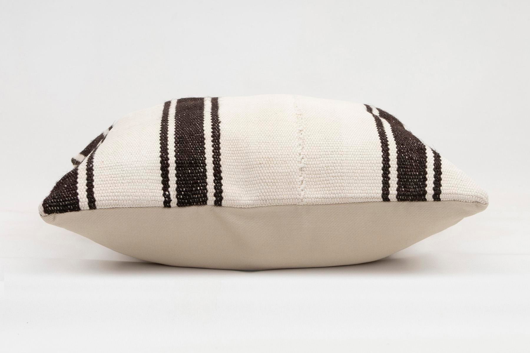 16x16 inches (40x40 cm) Kilim Pillow | KILIM WHOLESALE - Vintage Handmade Pillows - Vintage Handmade Kilim Rugs - It is 100% wool. Artistic and historical rugs. Old handwoven rugs. - Online hand woven rugs and kilim cushions sales. Shipping to a