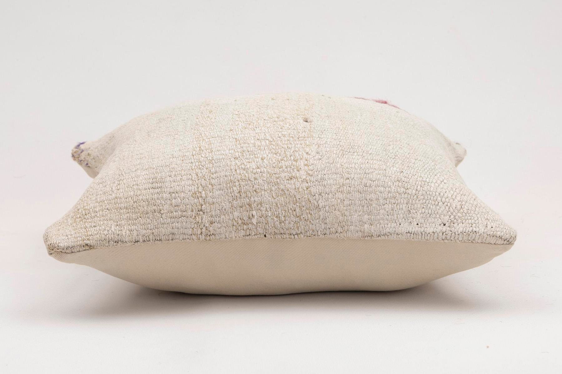 16x16 inches (40x40 cm) Kilim Pillow | KILIM WHOLESALE - Vintage Handmade Pillows - Vintage Handmade Kilim Rugs - It is 100% wool. Artistic and historical rugs. Old handwoven rugs. - Online hand woven rugs and kilim cushions sales. Shipping to a