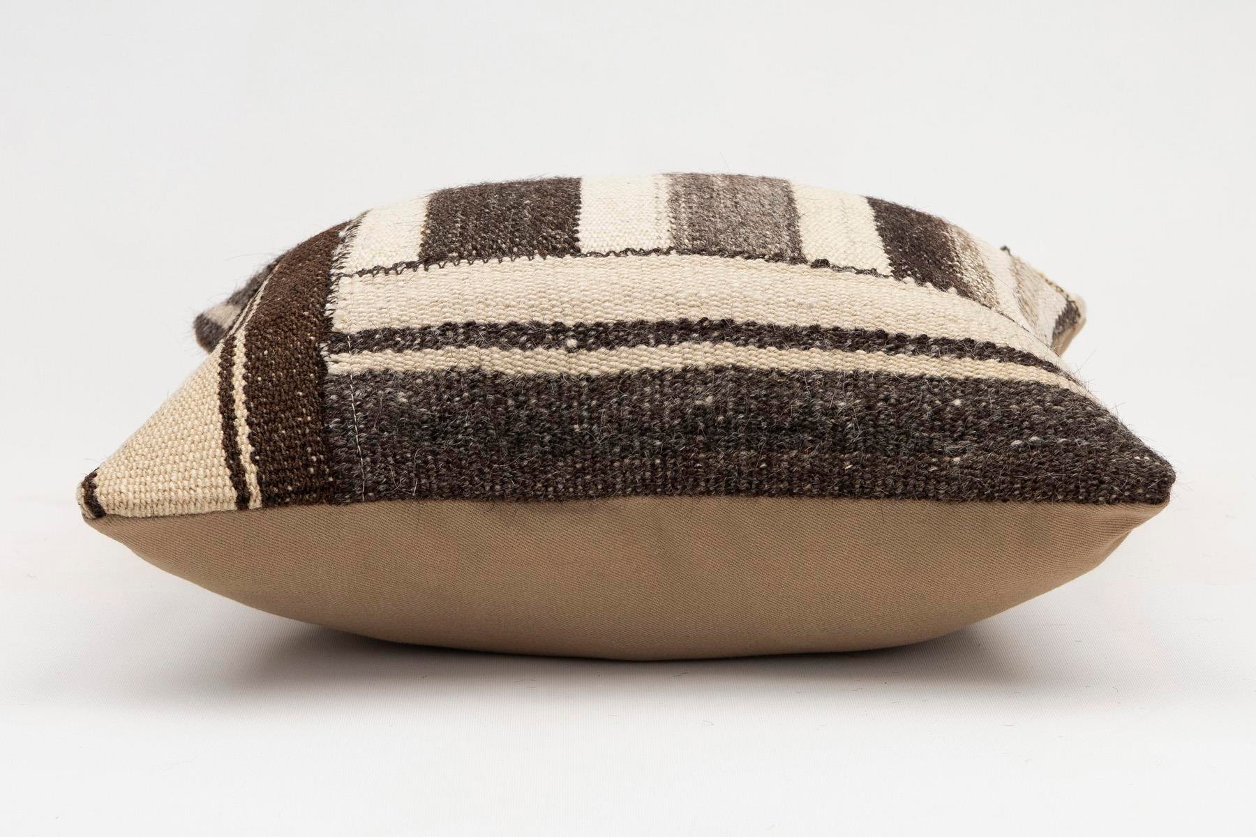 16x16 inches (40x40 cm) Kilim Pillow | KILIM WHOLESALE - Vintage Handmade Pillows - Vintage Handmade Kilim Rugs - It is 100% wool. Artistic and historical rugs. Old handwoven rugs. - Online hand woven rugs and kilim cushions sales. Shipping to a