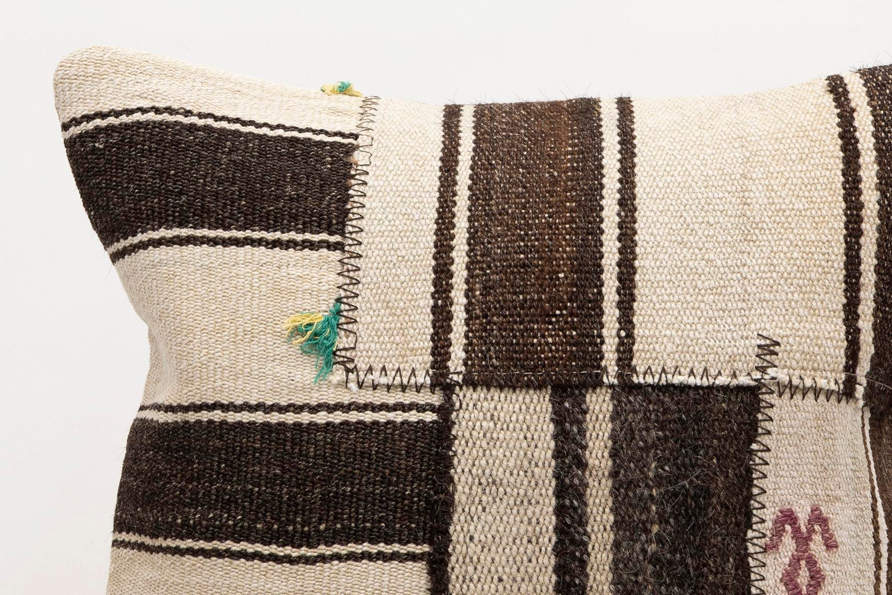 16x16 inches (40x40 cm) Kilim Pillow | KILIM WHOLESALE - Vintage Handmade Pillows - Vintage Handmade Kilim Rugs - It is 100% wool. Artistic and historical rugs. Old handwoven rugs. - Online hand woven rugs and kilim cushions sales. Shipping to a