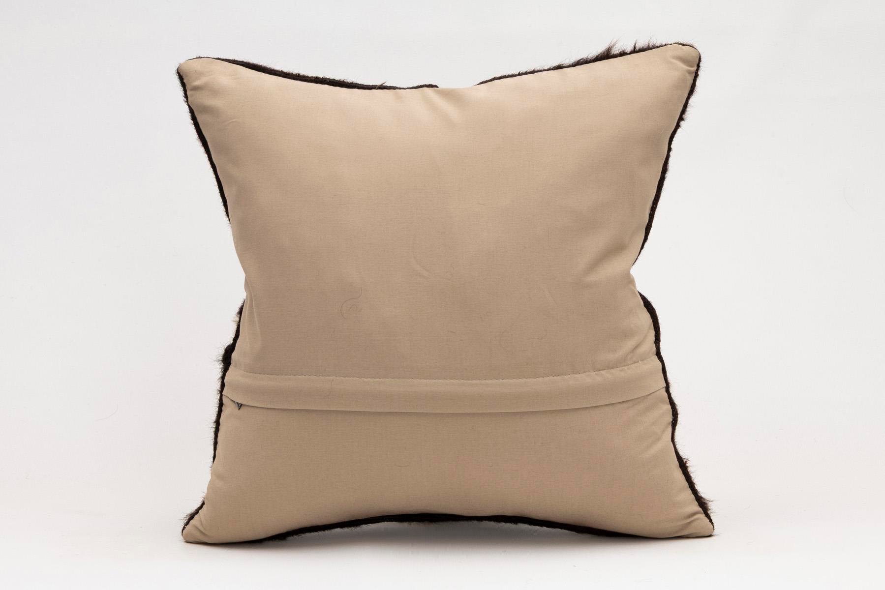 16x16 inches (40x40 cm) Kilim Pillow | KILIM WHOLESALE - Vintage Handmade Pillows - Vintage Handmade Kilim Rugs - It is 100% wool. Artistic and historical rugs. Old handwoven rugs. - Online hand woven rugs and kilim cushions sales. Shipping to a