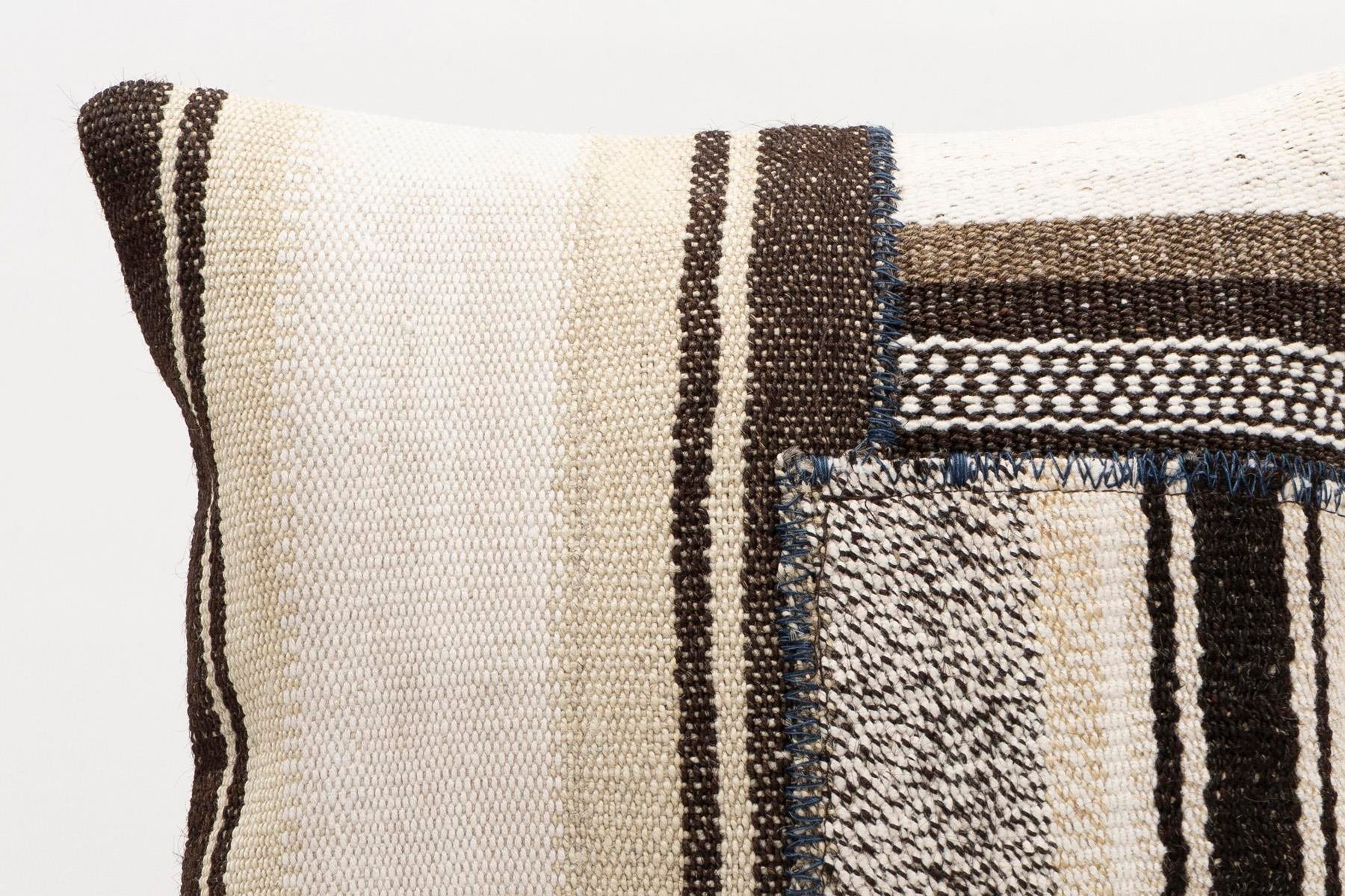 16x16 inches (40x40 cm) Kilim Pillow | KILIM WHOLESALE - Vintage Handmade Pillows - Vintage Handmade Kilim Rugs - It is 100% wool. Artistic and historical rugs. Old handwoven rugs. - Online hand woven rugs and kilim cushions sales. Shipping to a