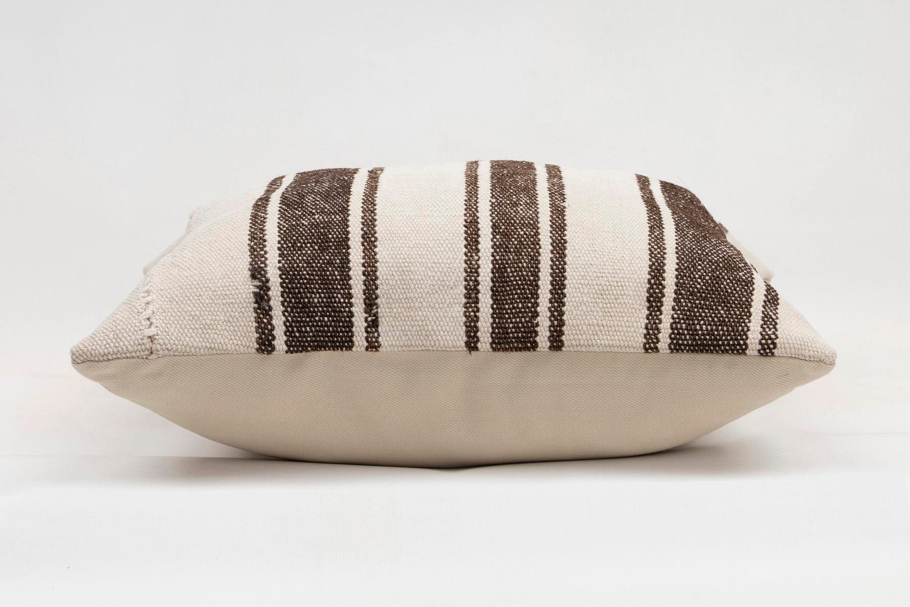 16x16 inches (40x40 cm) Kilim Pillow | KILIM WHOLESALE - Vintage Handmade Pillows - Vintage Handmade Kilim Rugs - It is 100% wool. Artistic and historical rugs. Old handwoven rugs. - Online hand woven rugs and kilim cushions sales. Shipping to a