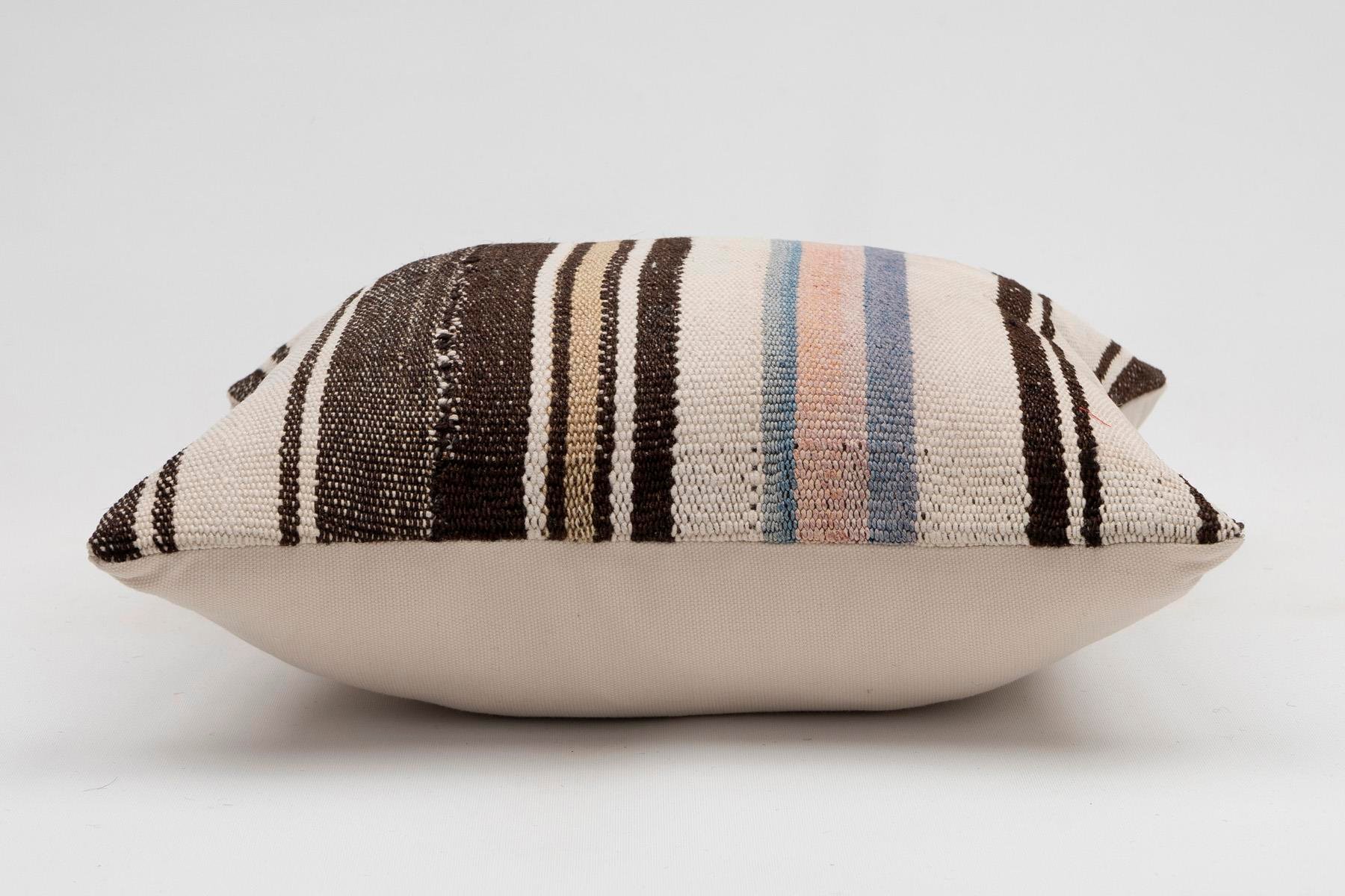 16x16 inches (40x40 cm) Kilim Pillow | KILIM WHOLESALE - Vintage Handmade Pillows - Vintage Handmade Kilim Rugs - It is 100% wool. Artistic and historical rugs. Old handwoven rugs. - Online hand woven rugs and kilim cushions sales. Shipping to a