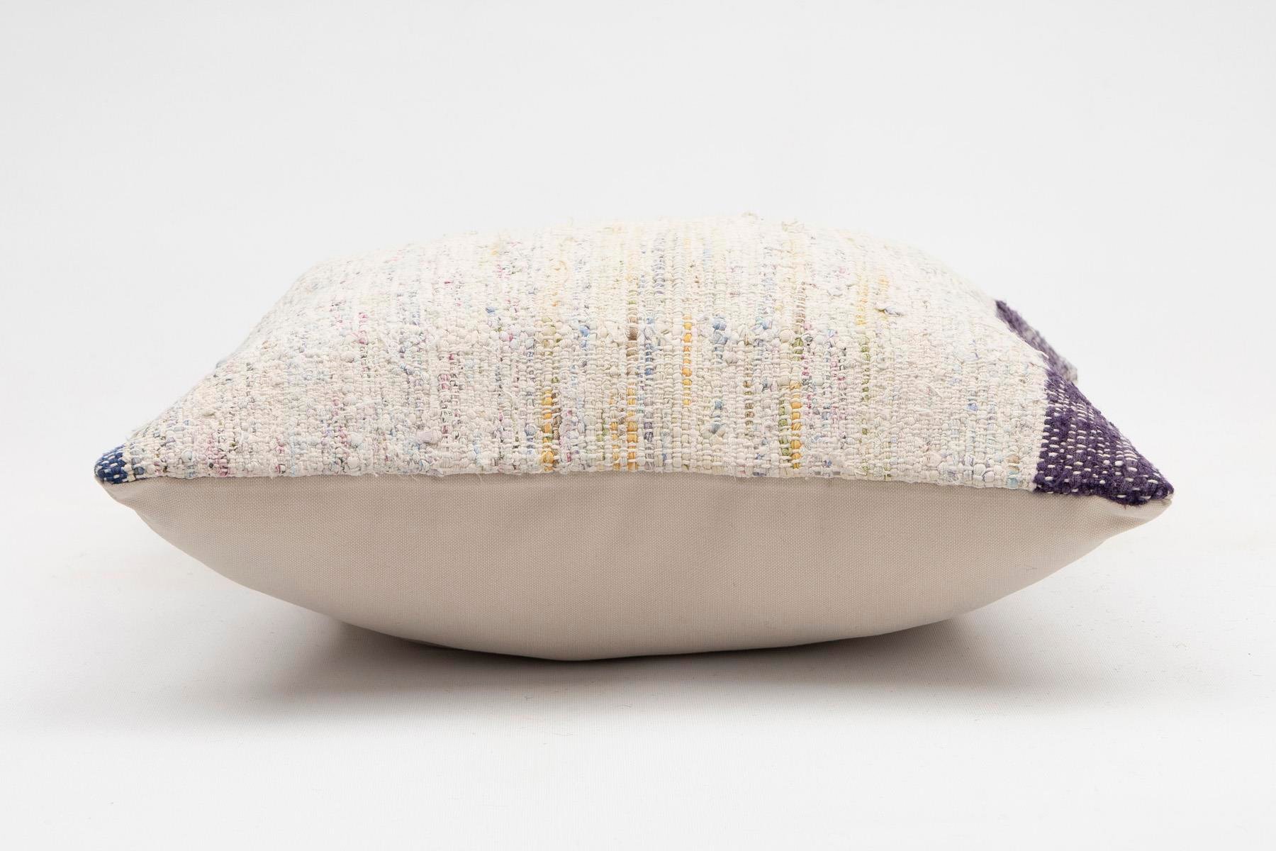 16x16 inches (40x40 cm) Kilim Pillow | KILIM WHOLESALE - Vintage Handmade Pillows - Vintage Handmade Kilim Rugs - It is 100% wool. Artistic and historical rugs. Old handwoven rugs. - Online hand woven rugs and kilim cushions sales. Shipping to a