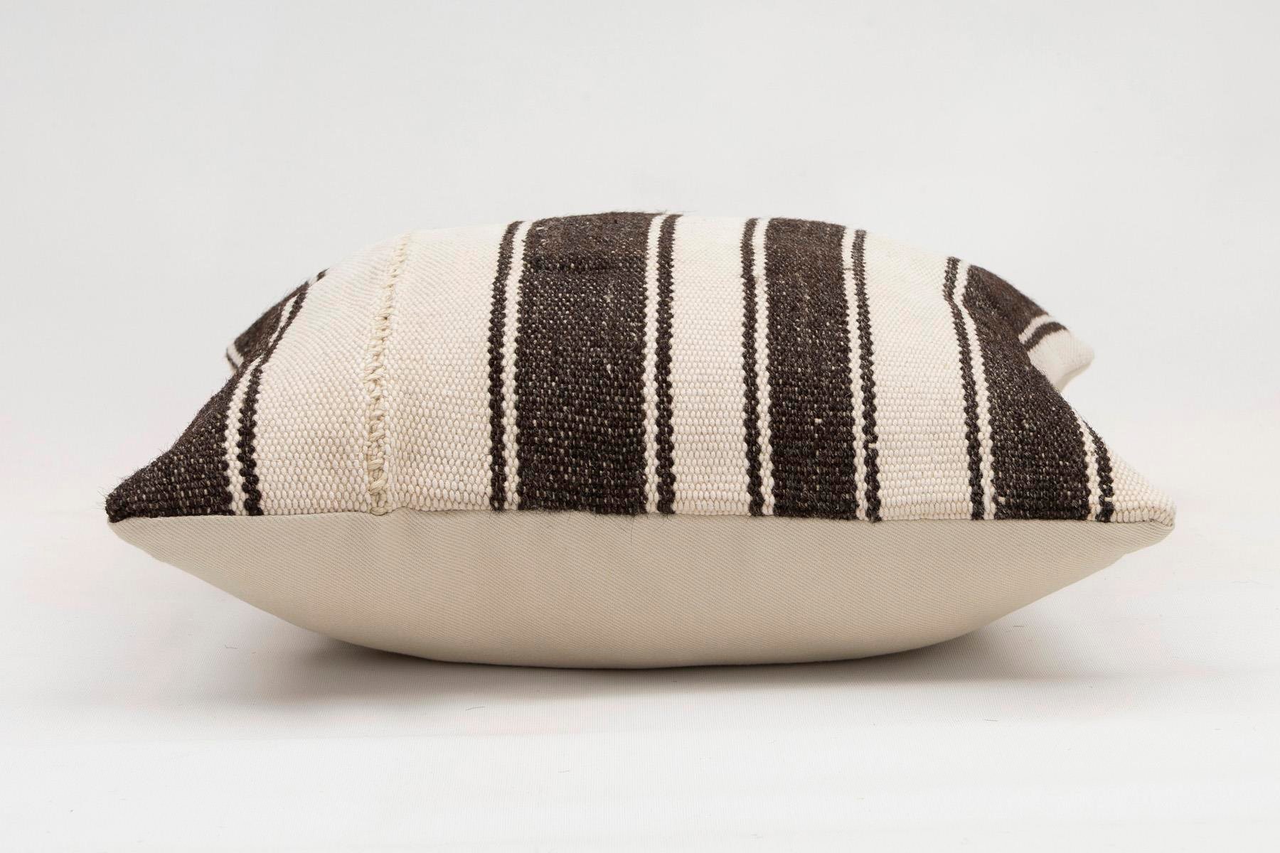 16x16 inches (40x40 cm) Kilim Pillow | KILIM WHOLESALE - Vintage Handmade Pillows - Vintage Handmade Kilim Rugs - It is 100% wool. Artistic and historical rugs. Old handwoven rugs. - Online hand woven rugs and kilim cushions sales. Shipping to a