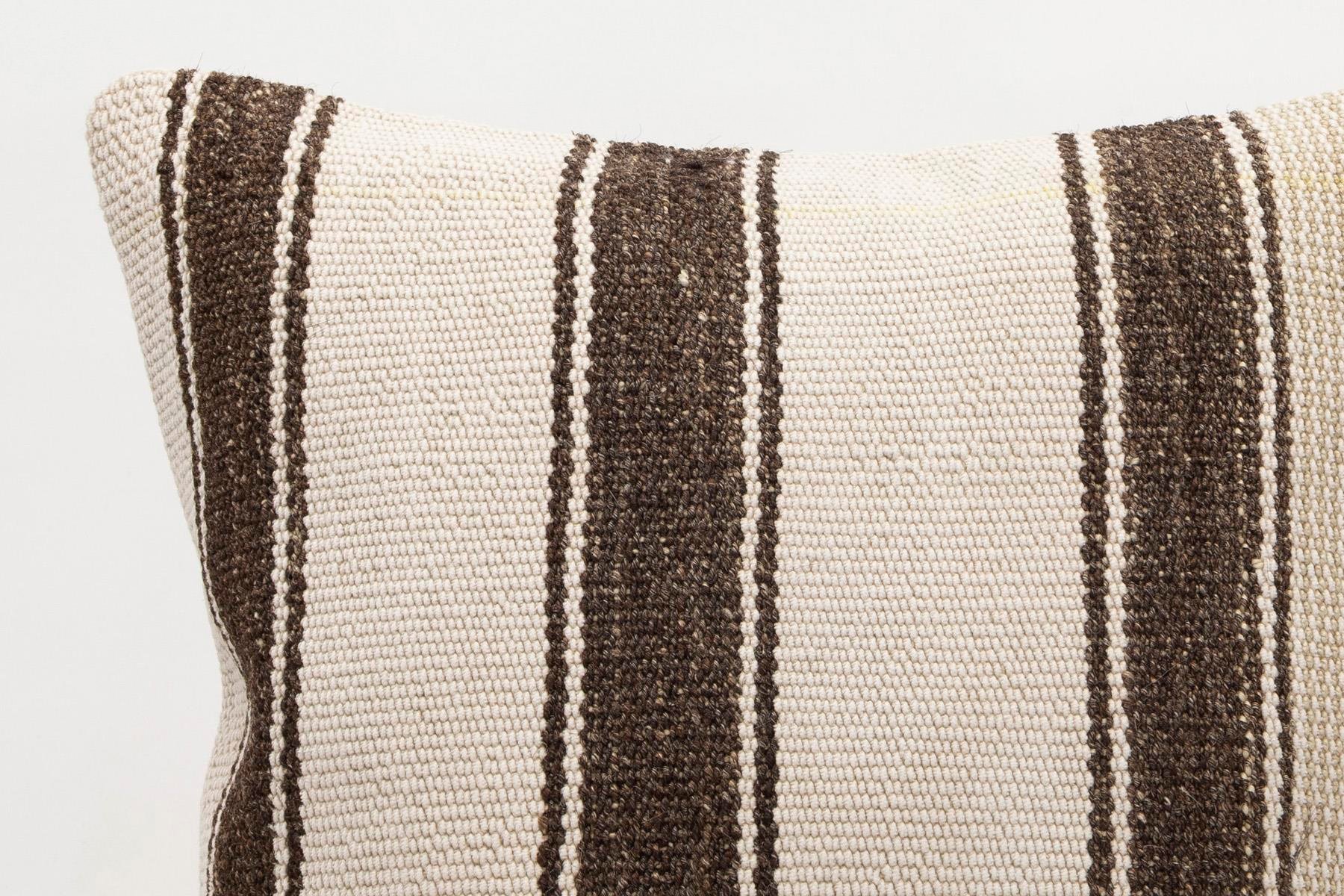 16x16 inches (40x40 cm) Kilim Pillow | KILIM WHOLESALE - Vintage Handmade Pillows - Vintage Handmade Kilim Rugs - It is 100% wool. Artistic and historical rugs. Old handwoven rugs. - Online hand woven rugs and kilim cushions sales. Shipping to a