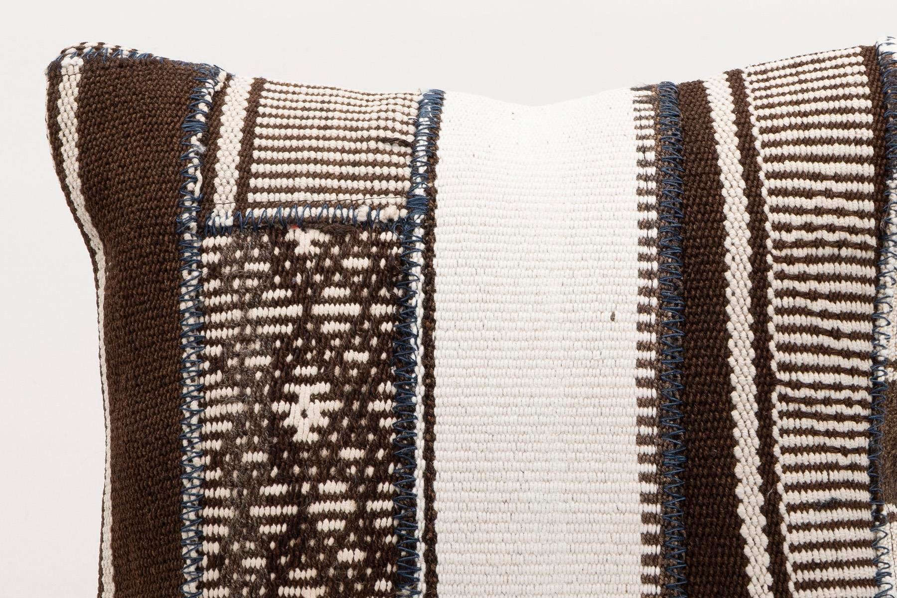 16x16 inches (40x40 cm) Kilim Pillow | KILIM WHOLESALE - Vintage Handmade Pillows - Vintage Handmade Kilim Rugs - It is 100% wool. Artistic and historical rugs. Old handwoven rugs. - Online hand woven rugs and kilim cushions sales. Shipping to a