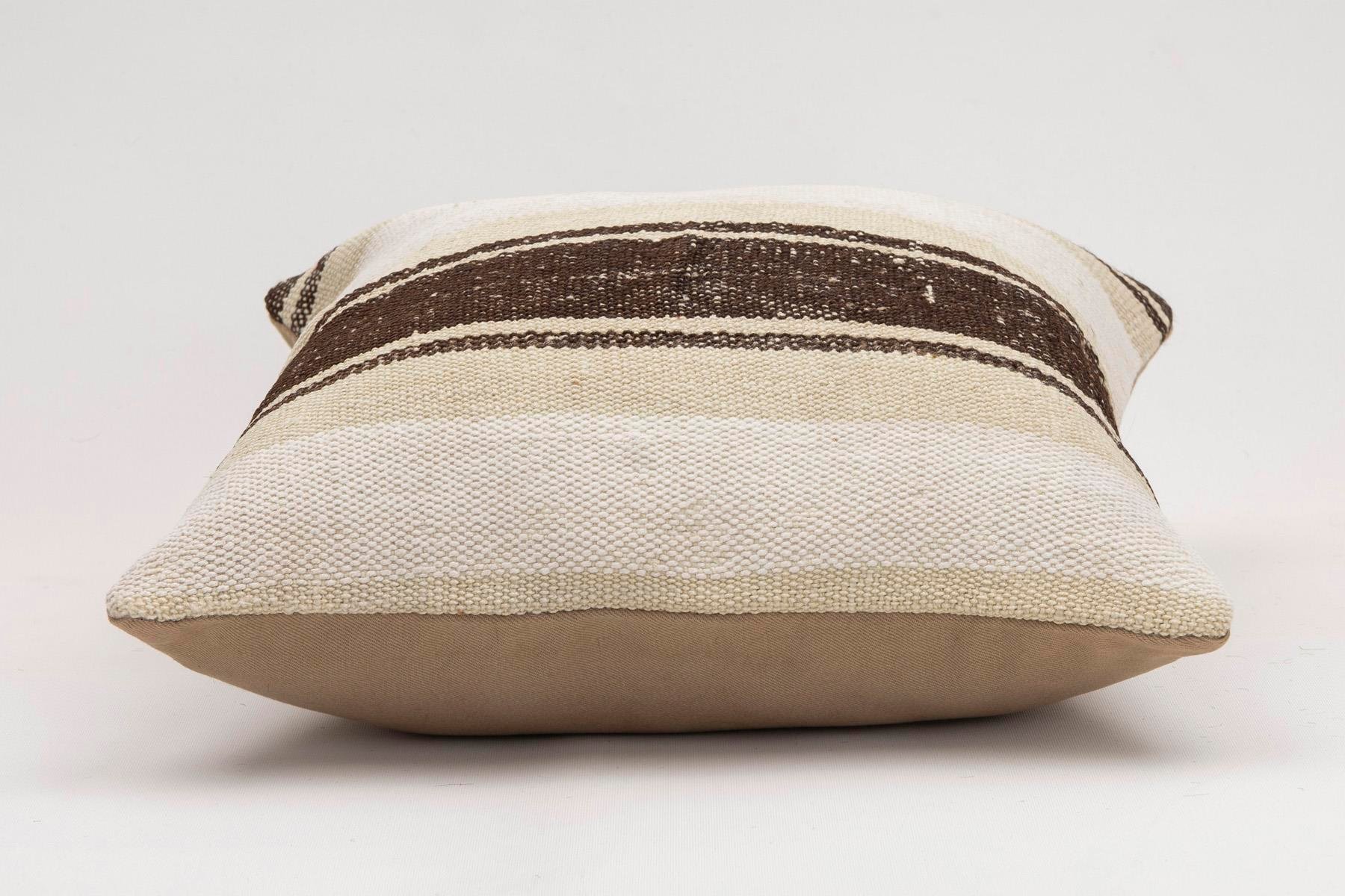 16x16 inches (40x40 cm) Kilim Pillow | KILIM WHOLESALE - Vintage Handmade Pillows - Vintage Handmade Kilim Rugs - It is 100% wool. Artistic and historical rugs. Old handwoven rugs. - Online hand woven rugs and kilim cushions sales. Shipping to a