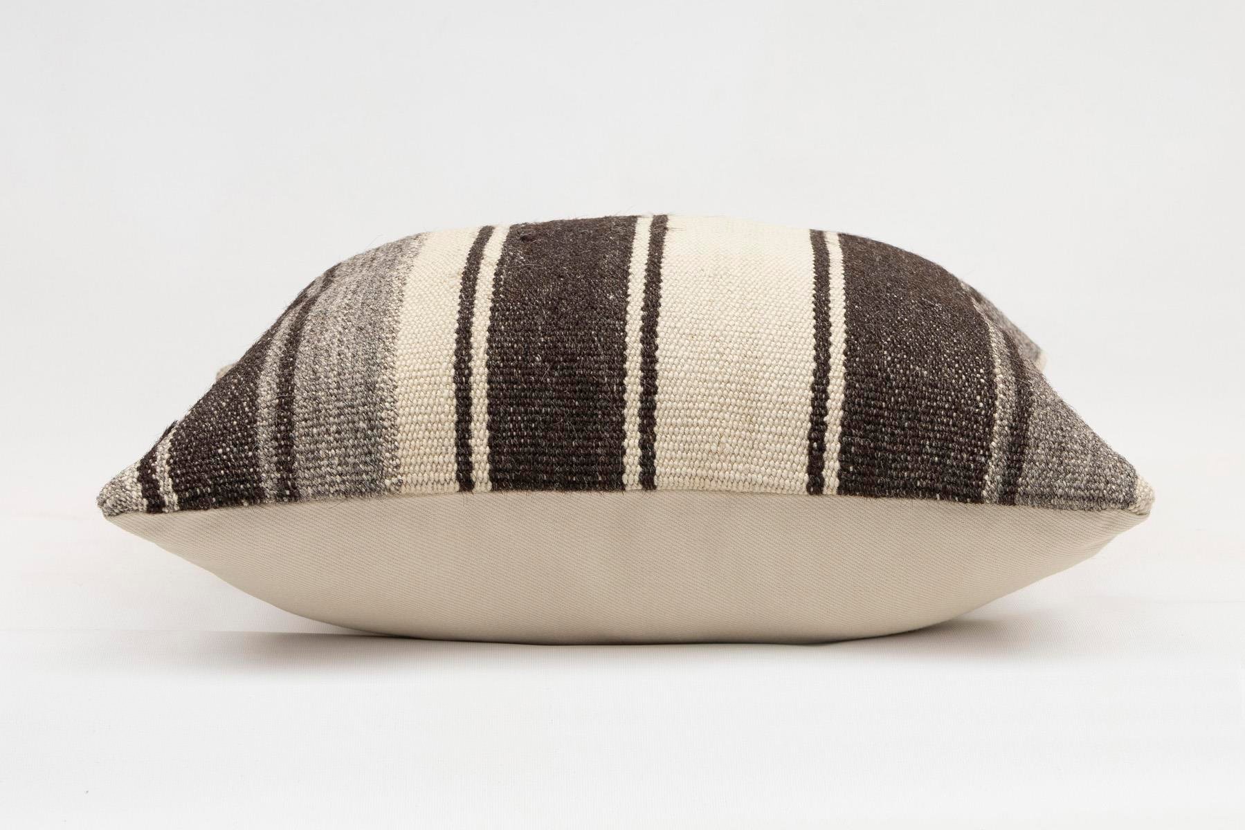 16x16 inches (40x40 cm) Kilim Pillow | KILIM WHOLESALE - Vintage Handmade Pillows - Vintage Handmade Kilim Rugs - It is 100% wool. Artistic and historical rugs. Old handwoven rugs. - Online hand woven rugs and kilim cushions sales. Shipping to a