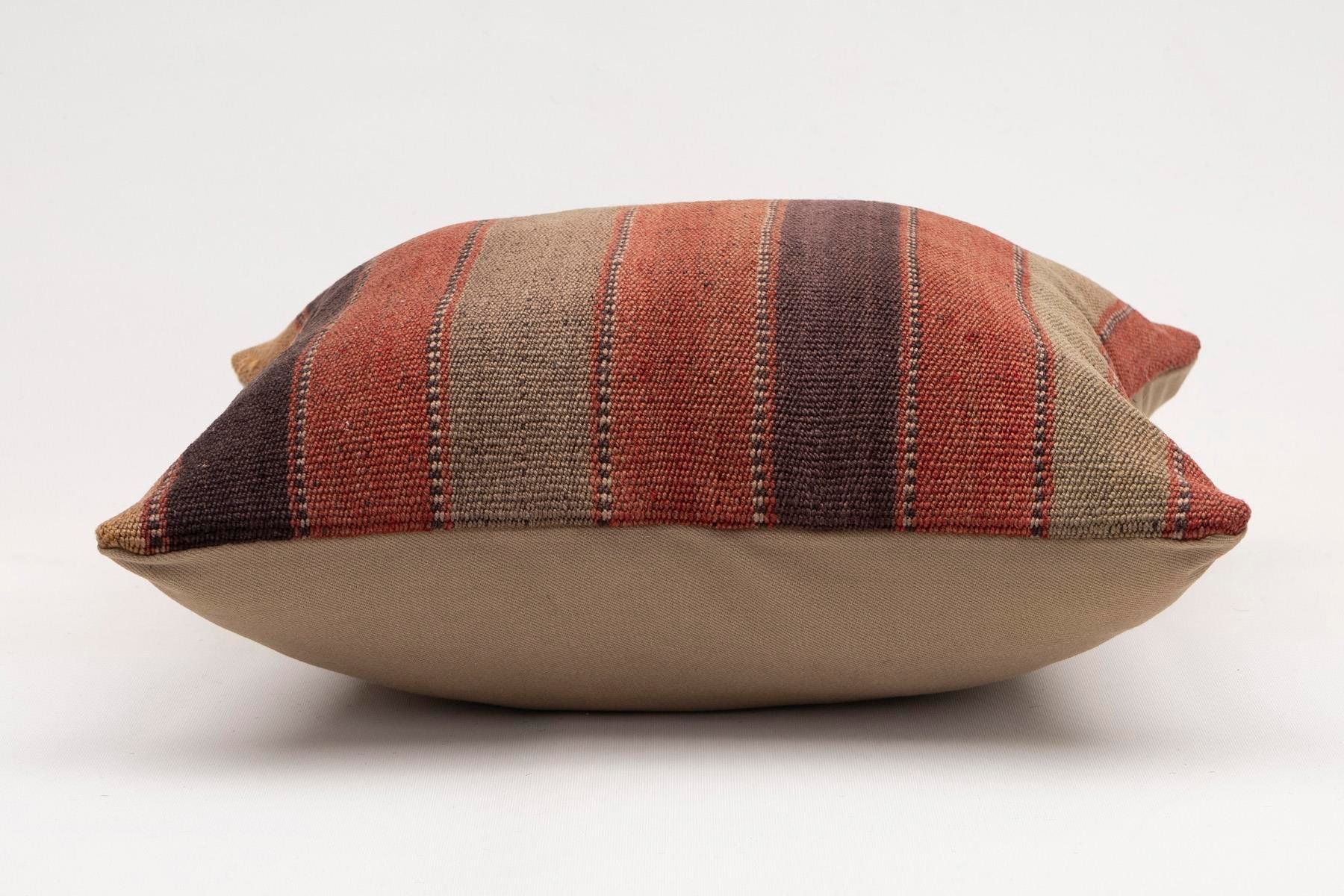 16x16 inches (40x40 cm) Kilim Pillow | KILIM WHOLESALE - Vintage Handmade Pillows - Vintage Handmade Kilim Rugs - It is 100% wool. Artistic and historical rugs. Old handwoven rugs. - Online hand woven rugs and kilim cushions sales. Shipping to a