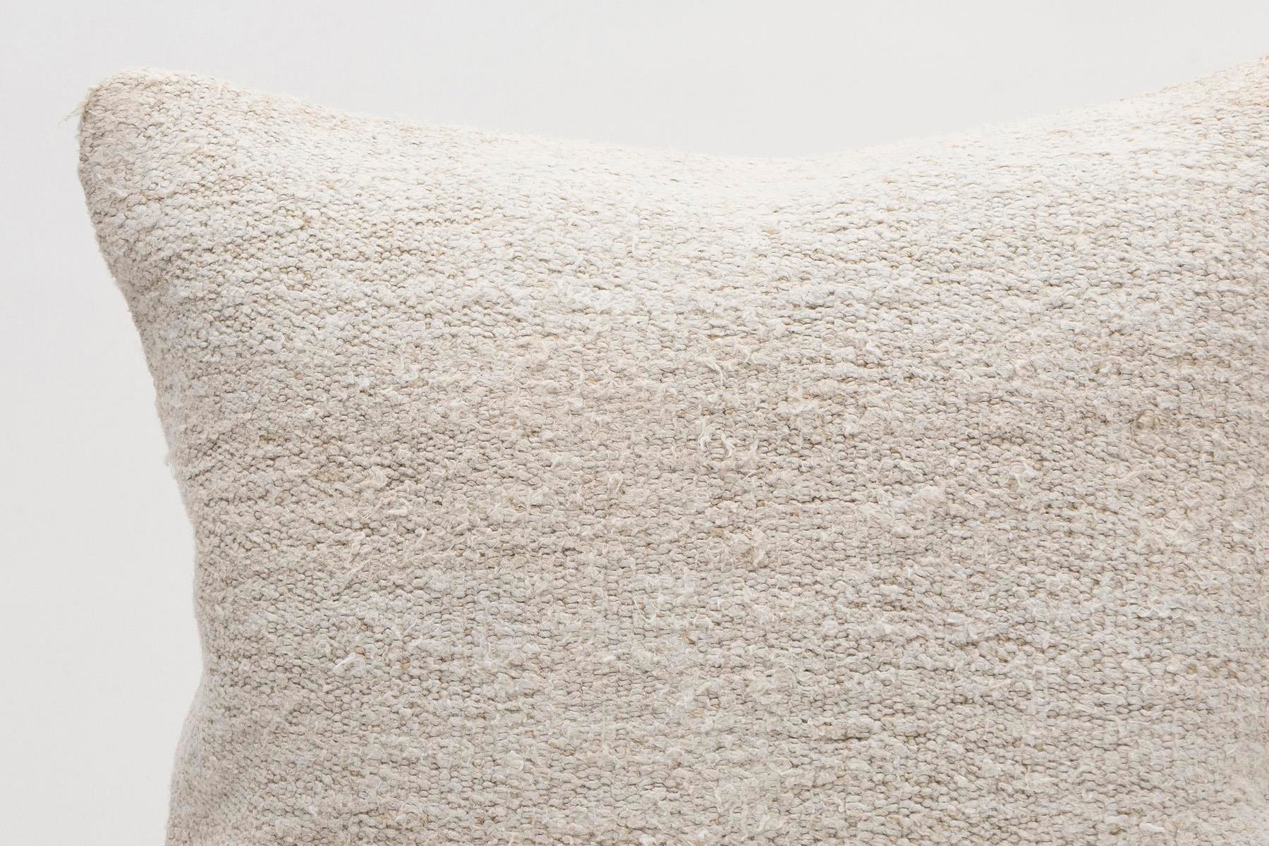 16x16 inches (40x40 cm) Kilim Pillow | KILIM WHOLESALE - Vintage Handmade Pillows - Vintage Handmade Kilim Rugs - It is 100% wool. Artistic and historical rugs. Old handwoven rugs. - Online hand woven rugs and kilim cushions sales. Shipping to a