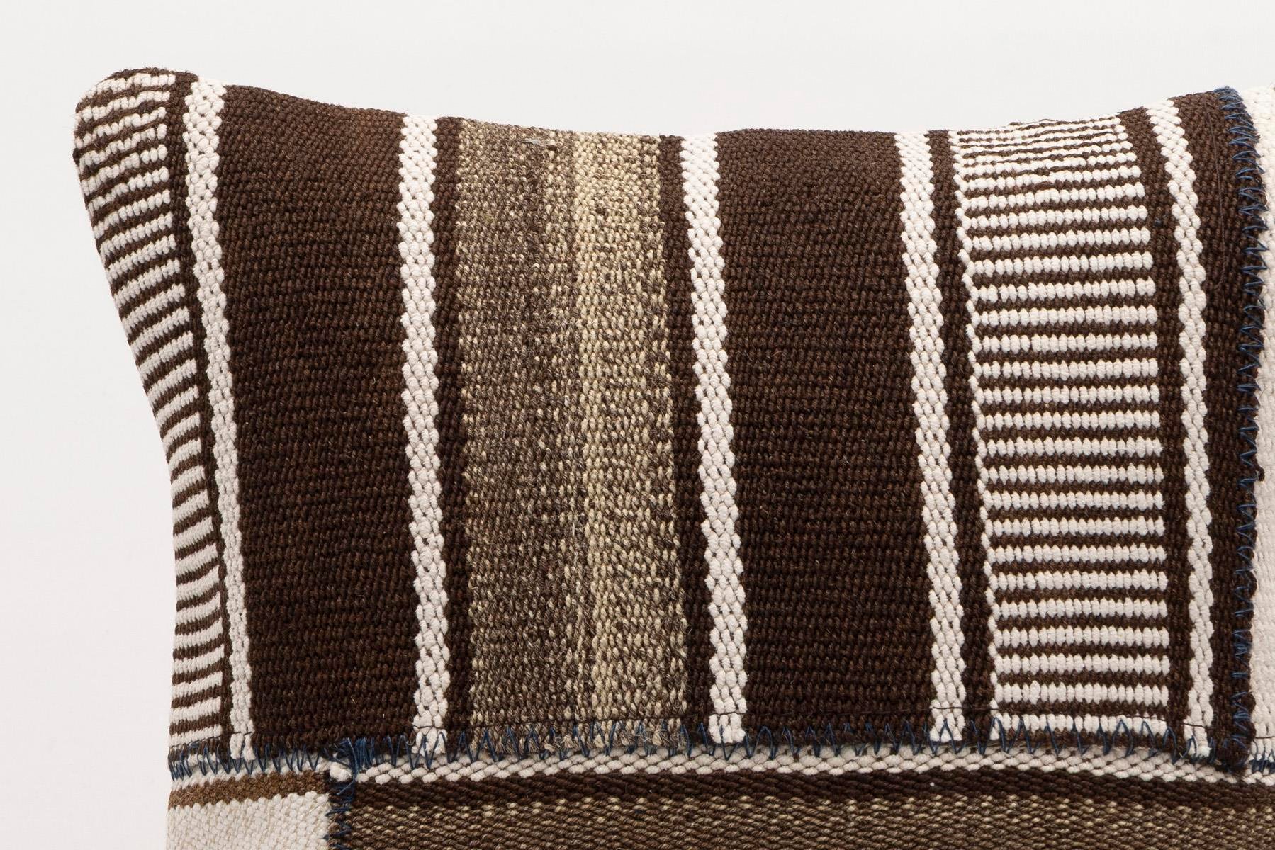 16x16 inches (40x40 cm) Kilim Pillow | KILIM WHOLESALE - Vintage Handmade Pillows - Vintage Handmade Kilim Rugs - It is 100% wool. Artistic and historical rugs. Old handwoven rugs. - Online hand woven rugs and kilim cushions sales. Shipping to a