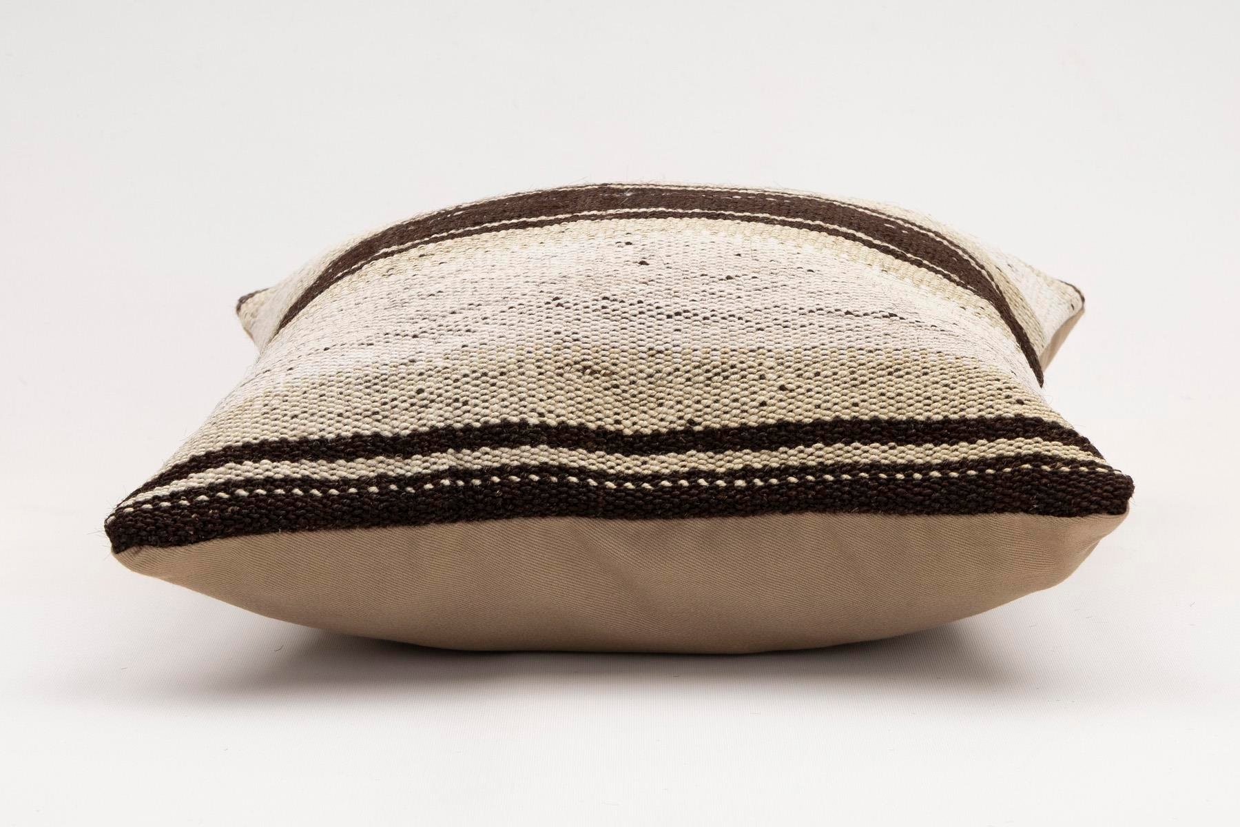 16x16 inches (40x40 cm) Kilim Pillow | KILIM WHOLESALE - Vintage Handmade Pillows - Vintage Handmade Kilim Rugs - It is 100% wool. Artistic and historical rugs. Old handwoven rugs. - Online hand woven rugs and kilim cushions sales. Shipping to a